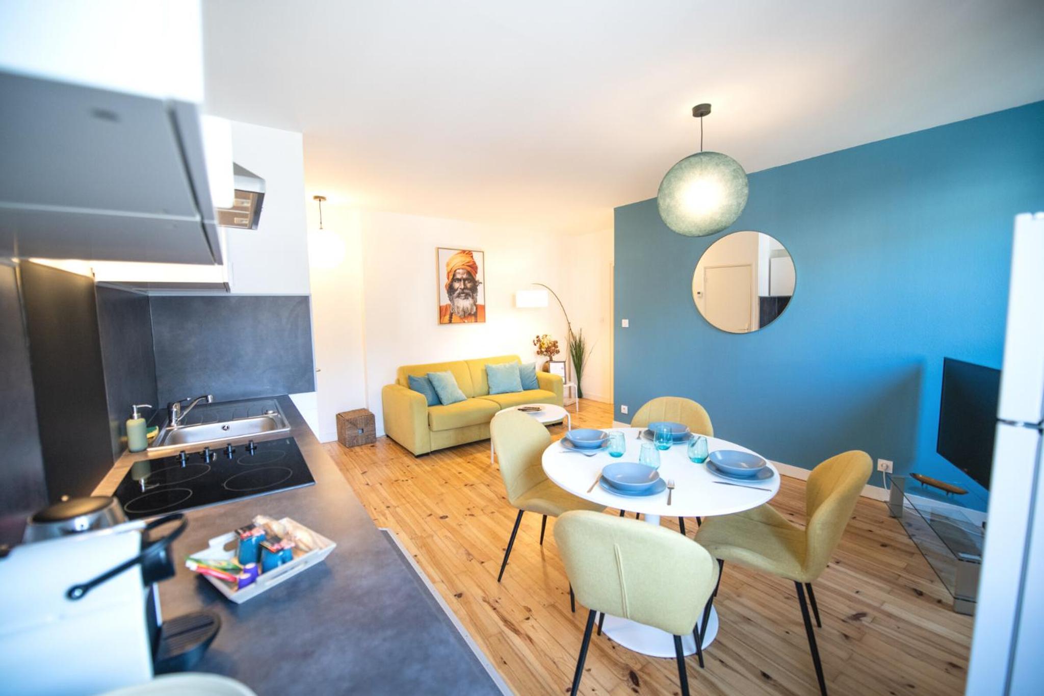 One-Bedroom Apartment
