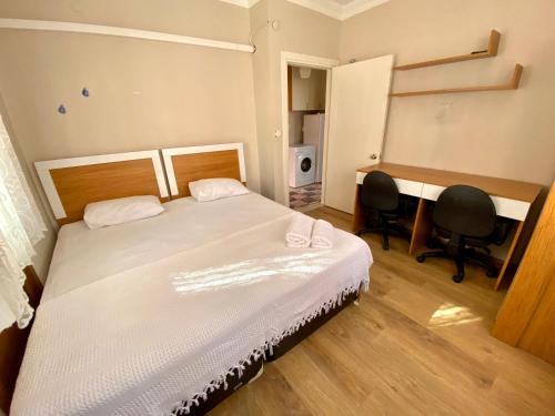 Two-Bedroom Apartment (4 Adults)