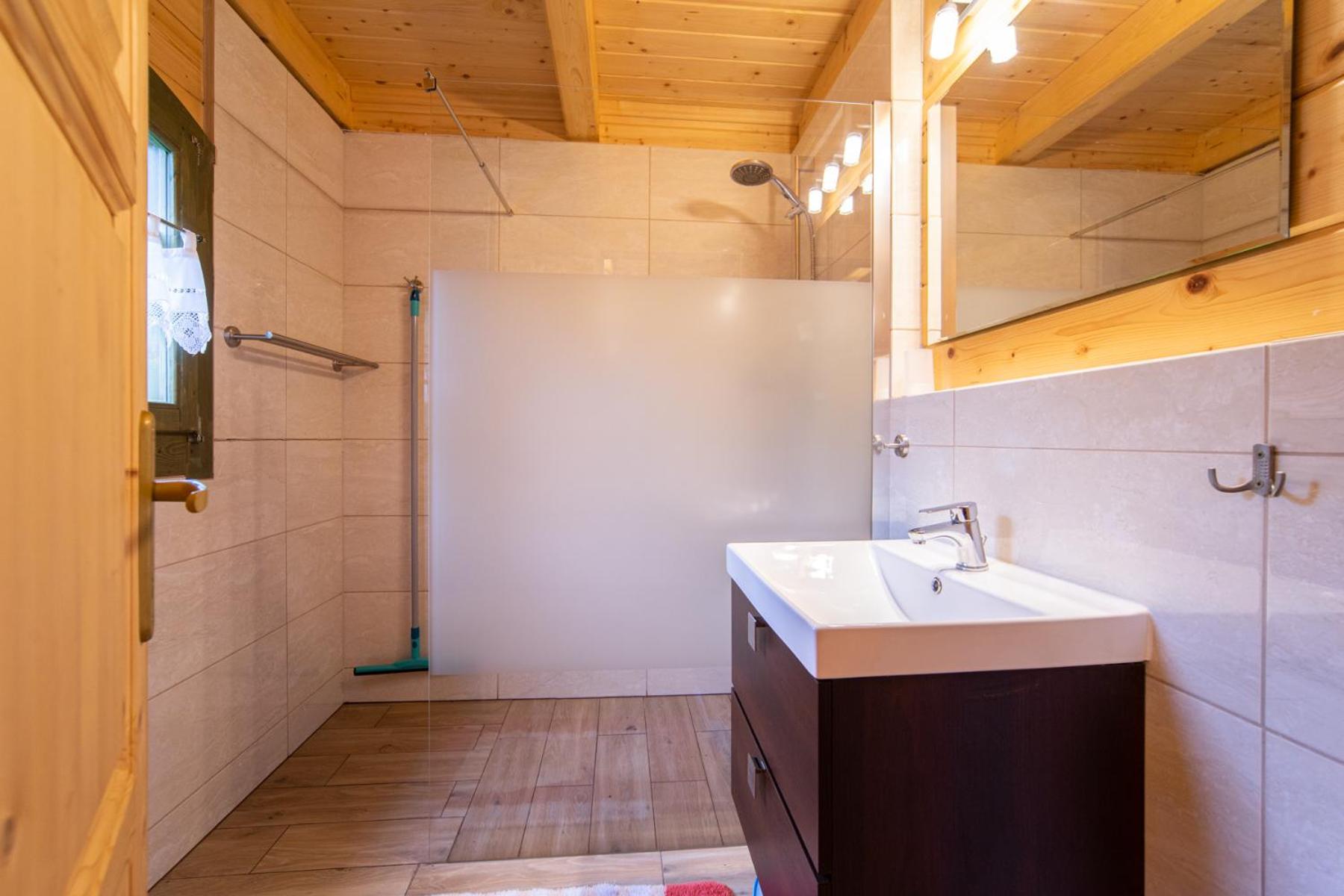 Two-Bedroom House photo 2