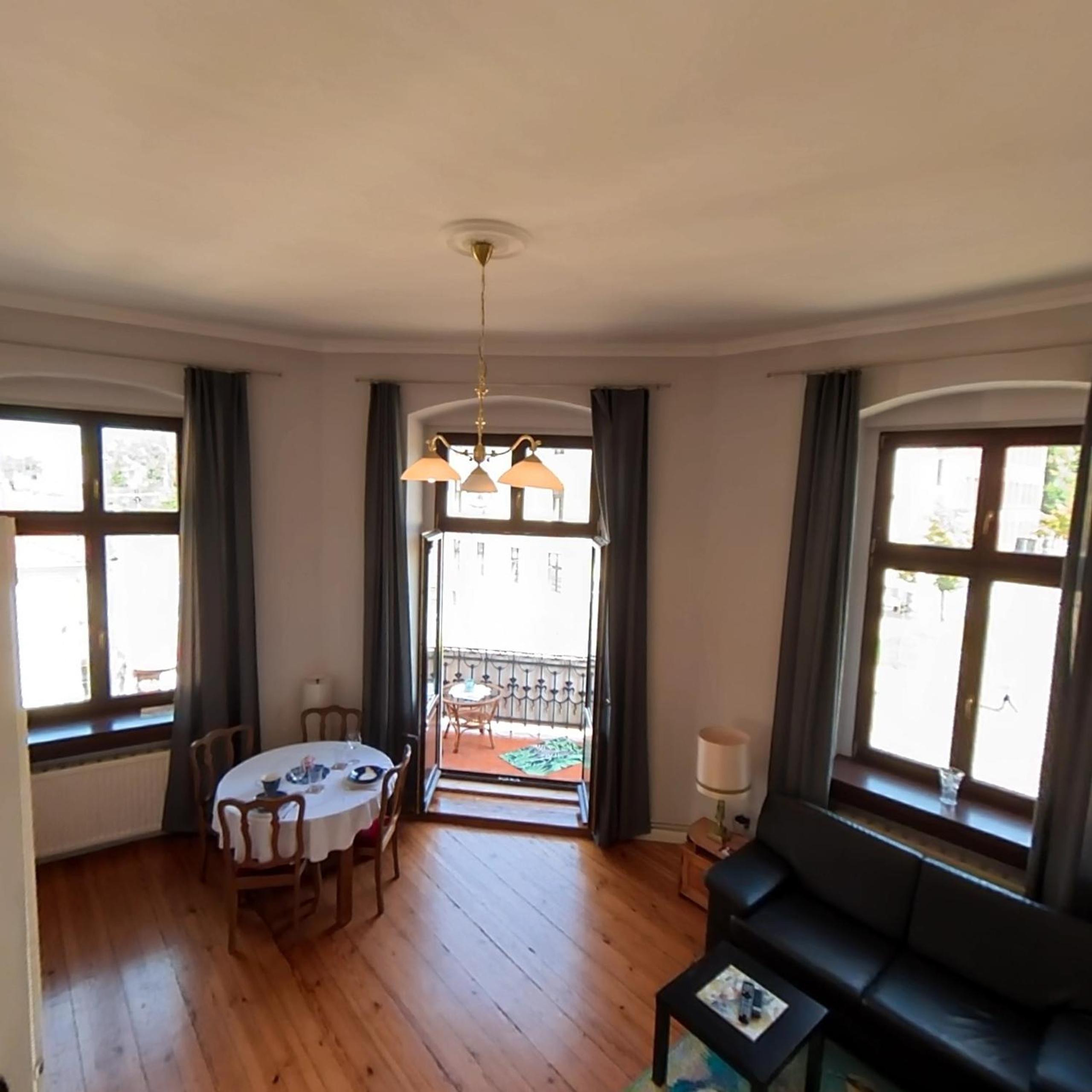 One-Bedroom Apartment - Photo 32