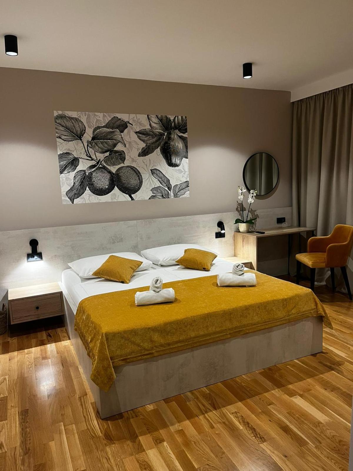 Superior Double Room - Photo 1