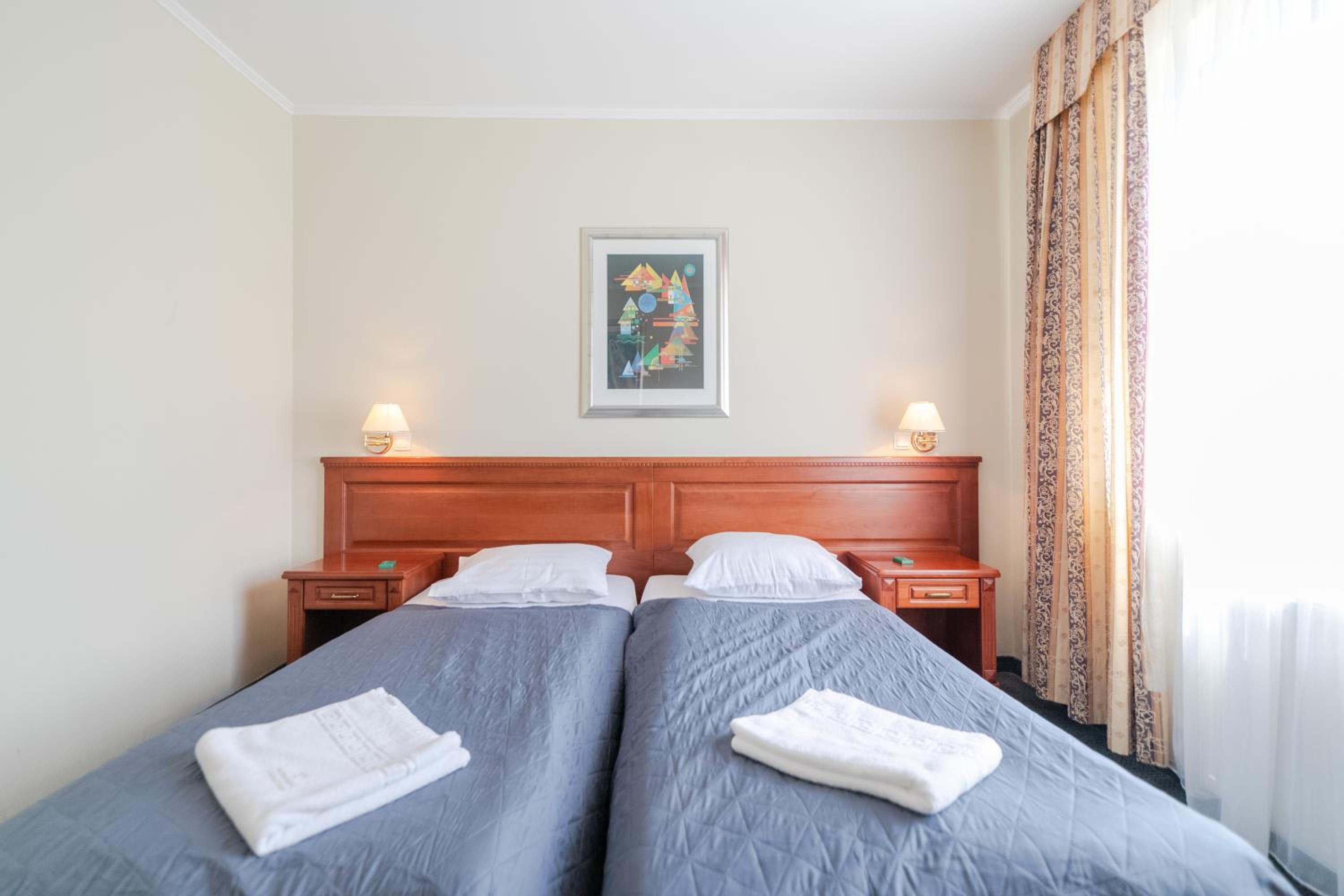 Budget Double Room photo 1