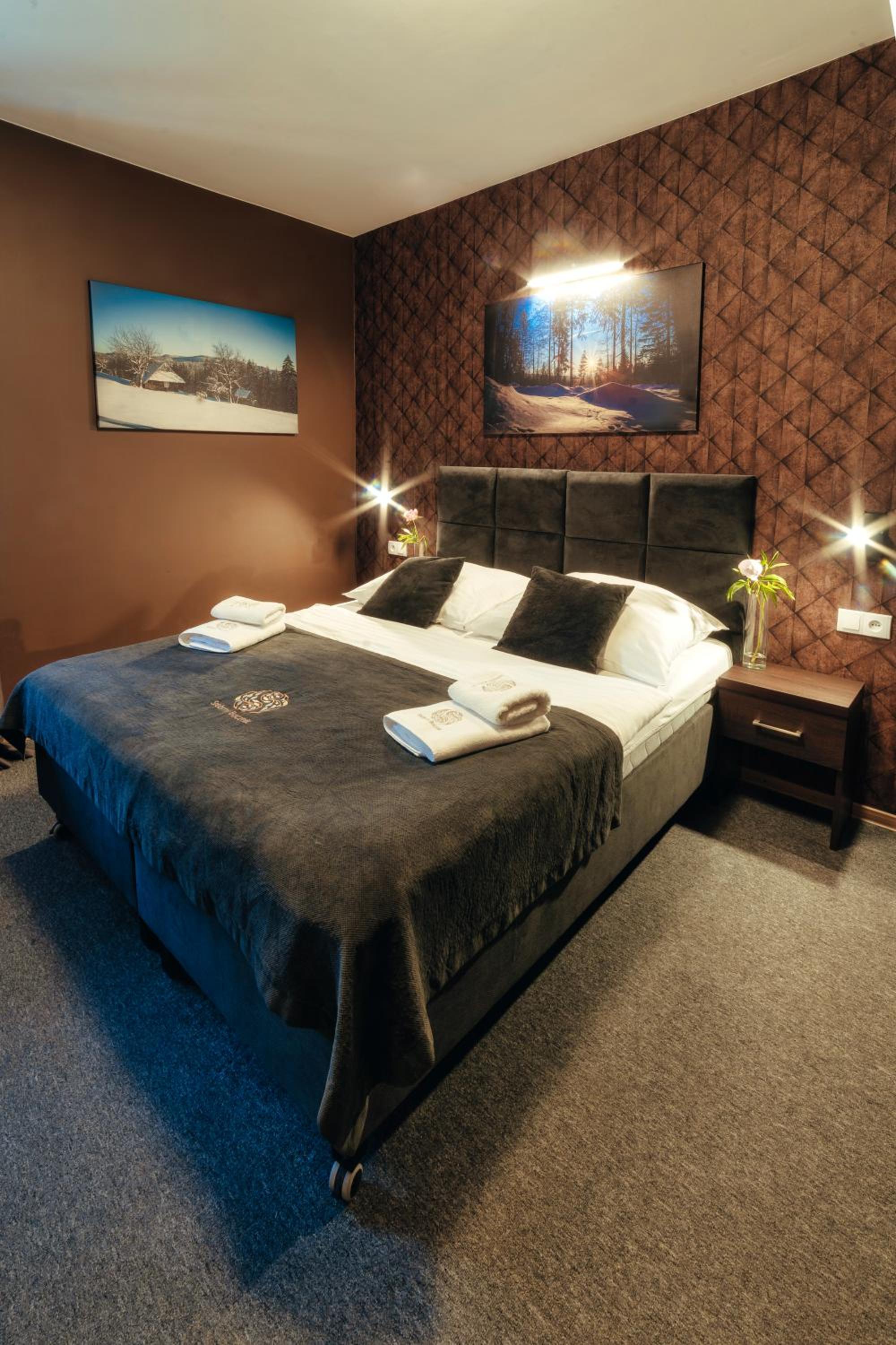 Standard Double or Twin Room - Photo 2