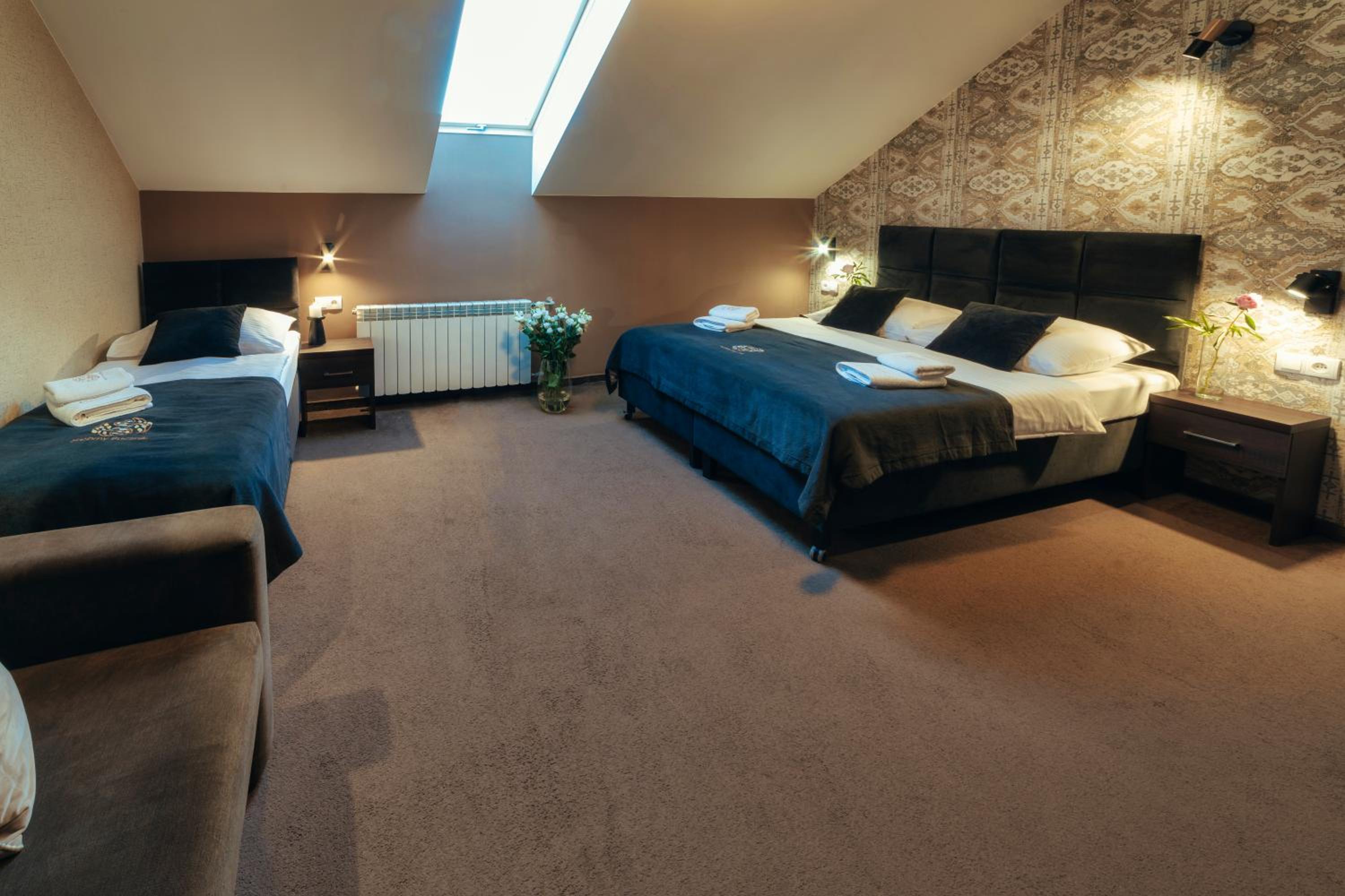 Standard Triple Room - Photo 1