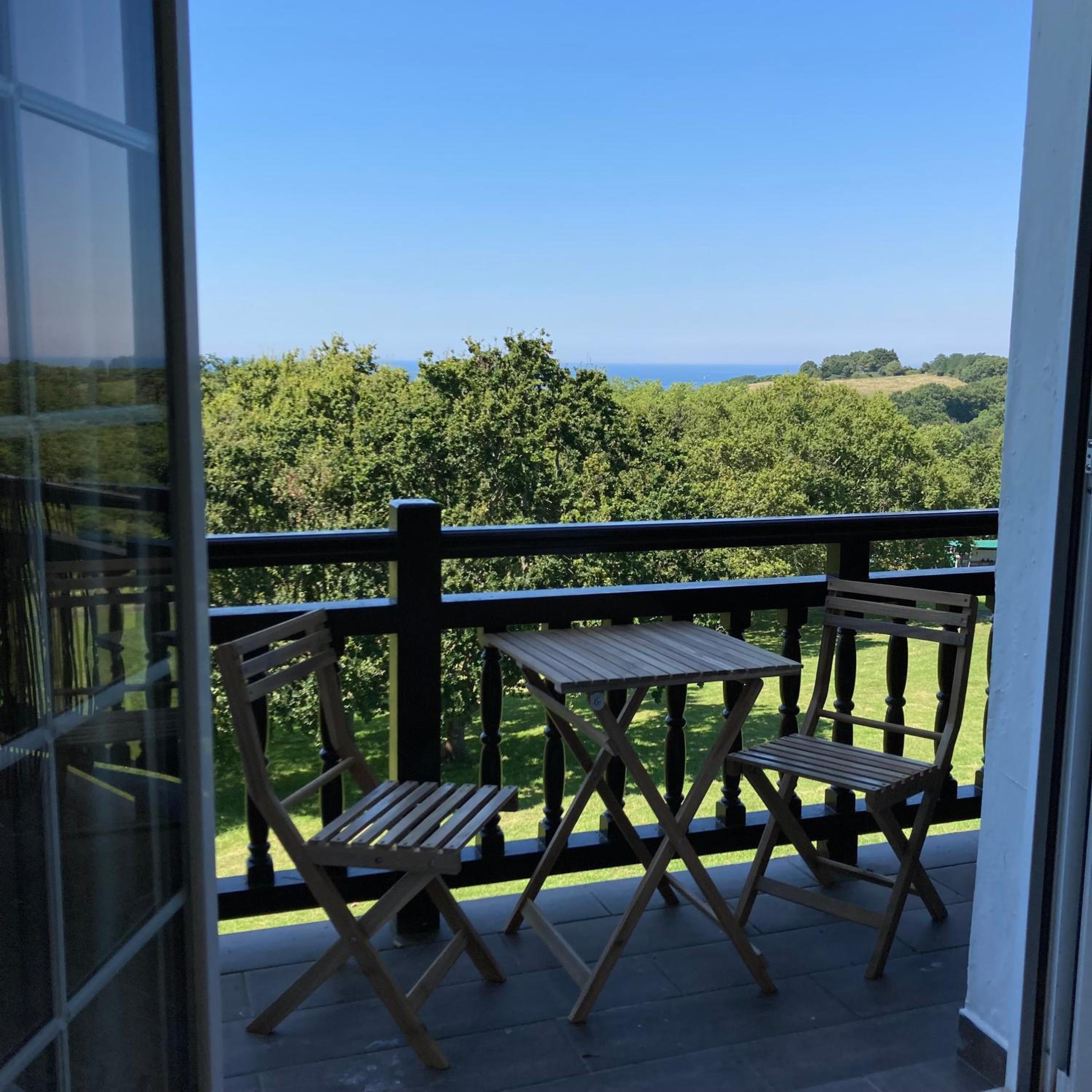 Deluxe Double Room with Sea View photo 2