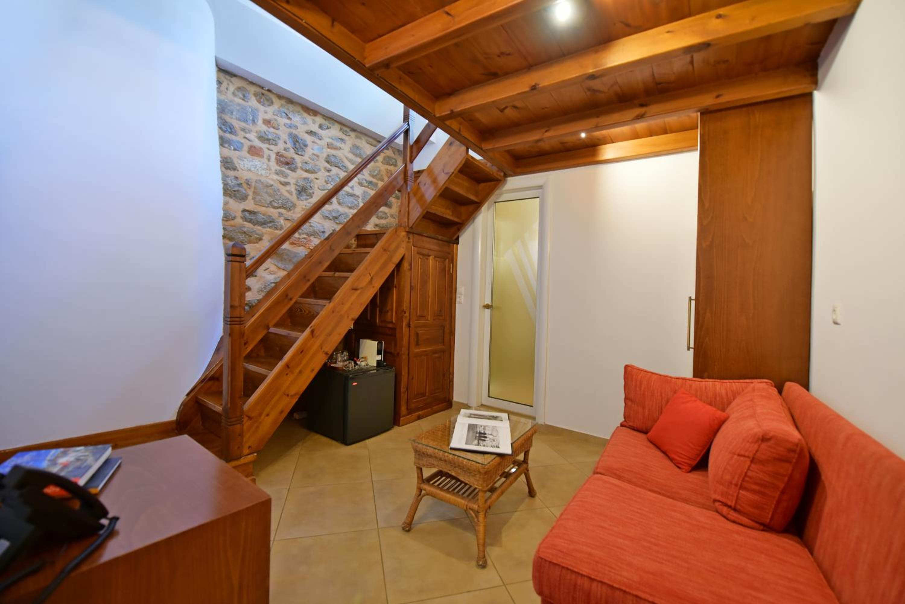 Economy Double Room photo 2