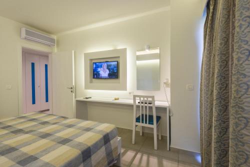 Standard Family Room