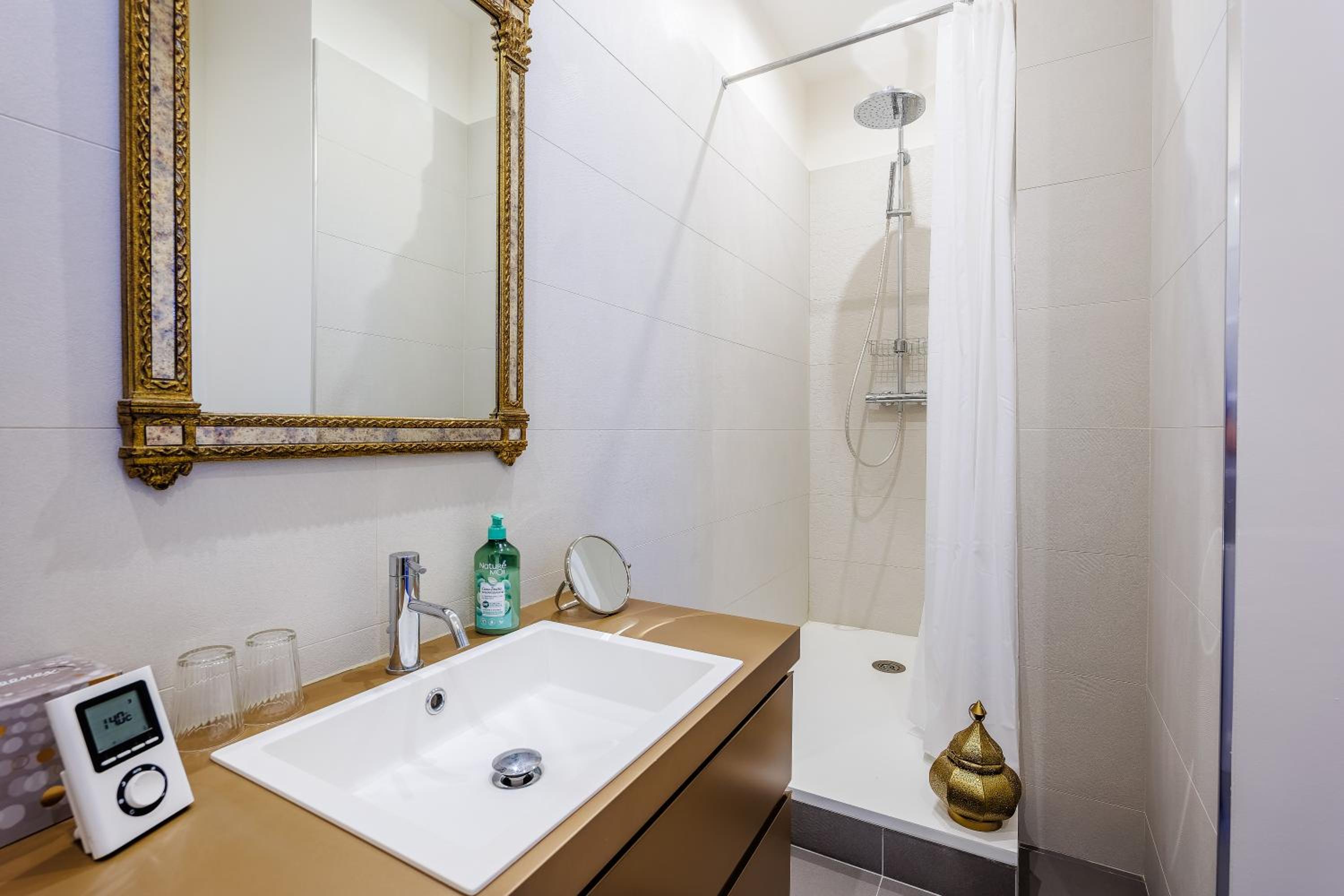 Double or Twin Room photo 3