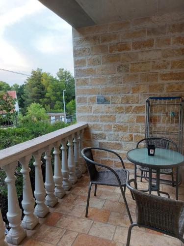 Studio with Balcony photo 2