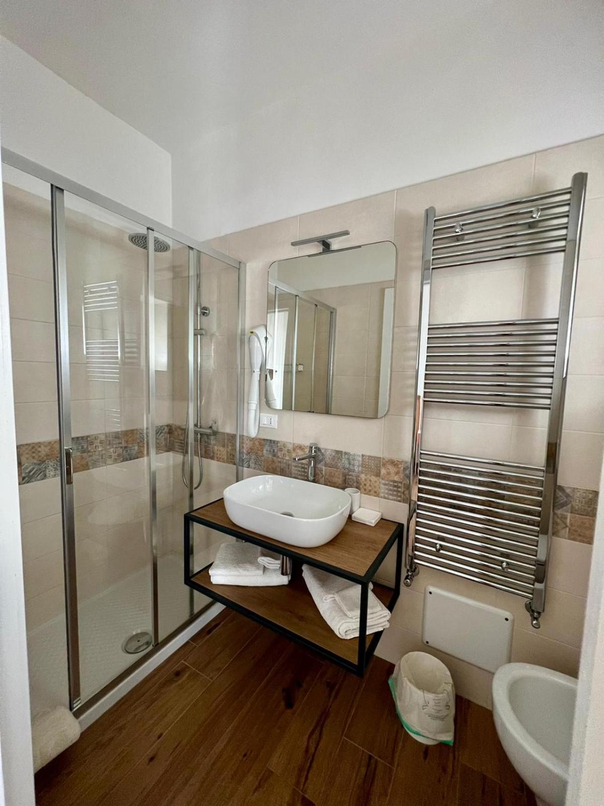 Double or Twin Room photo 1