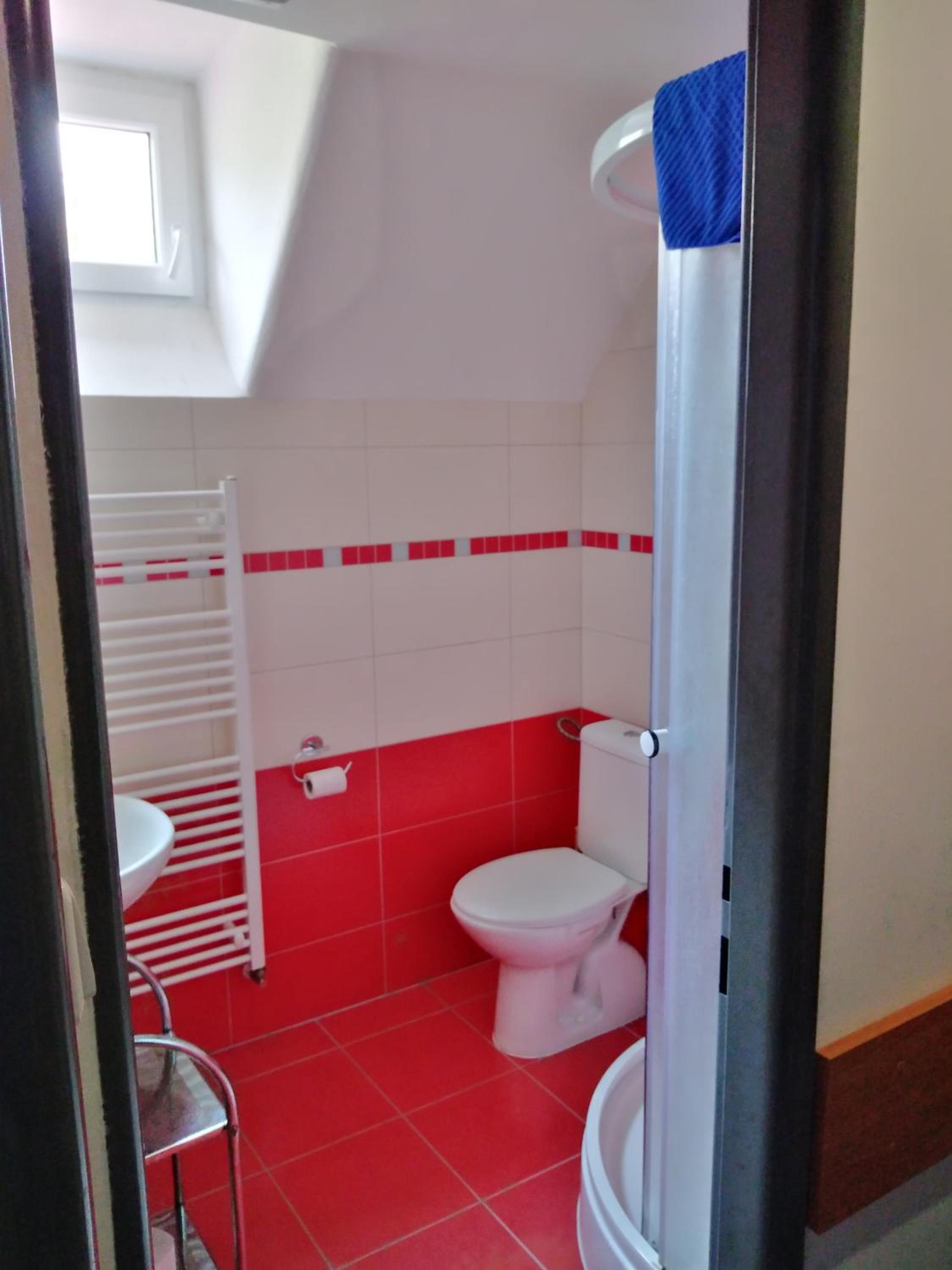 Quadruple Room with Walk-in Closet and Balcony photo 3