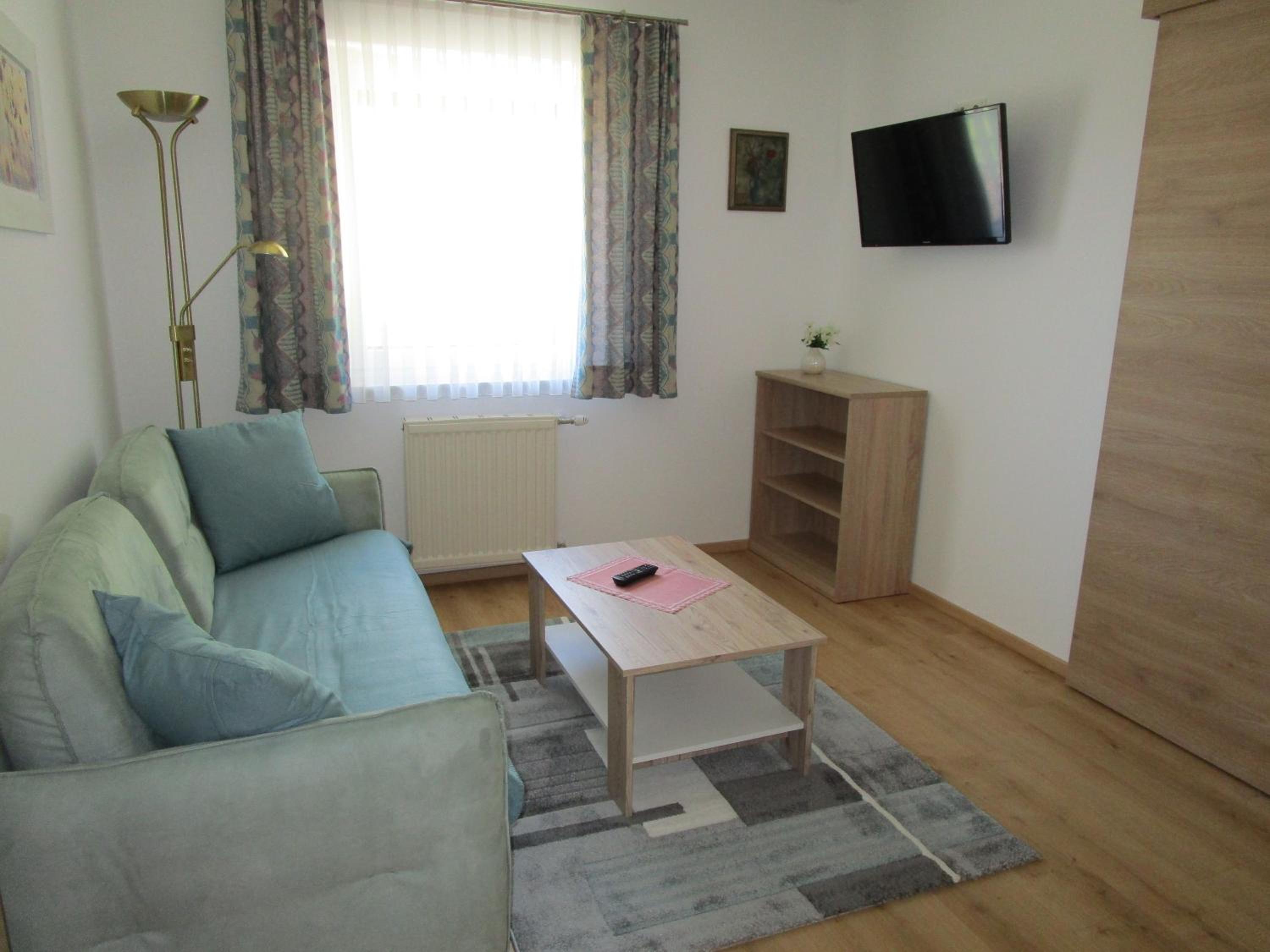Apartment with Lake View photo 2