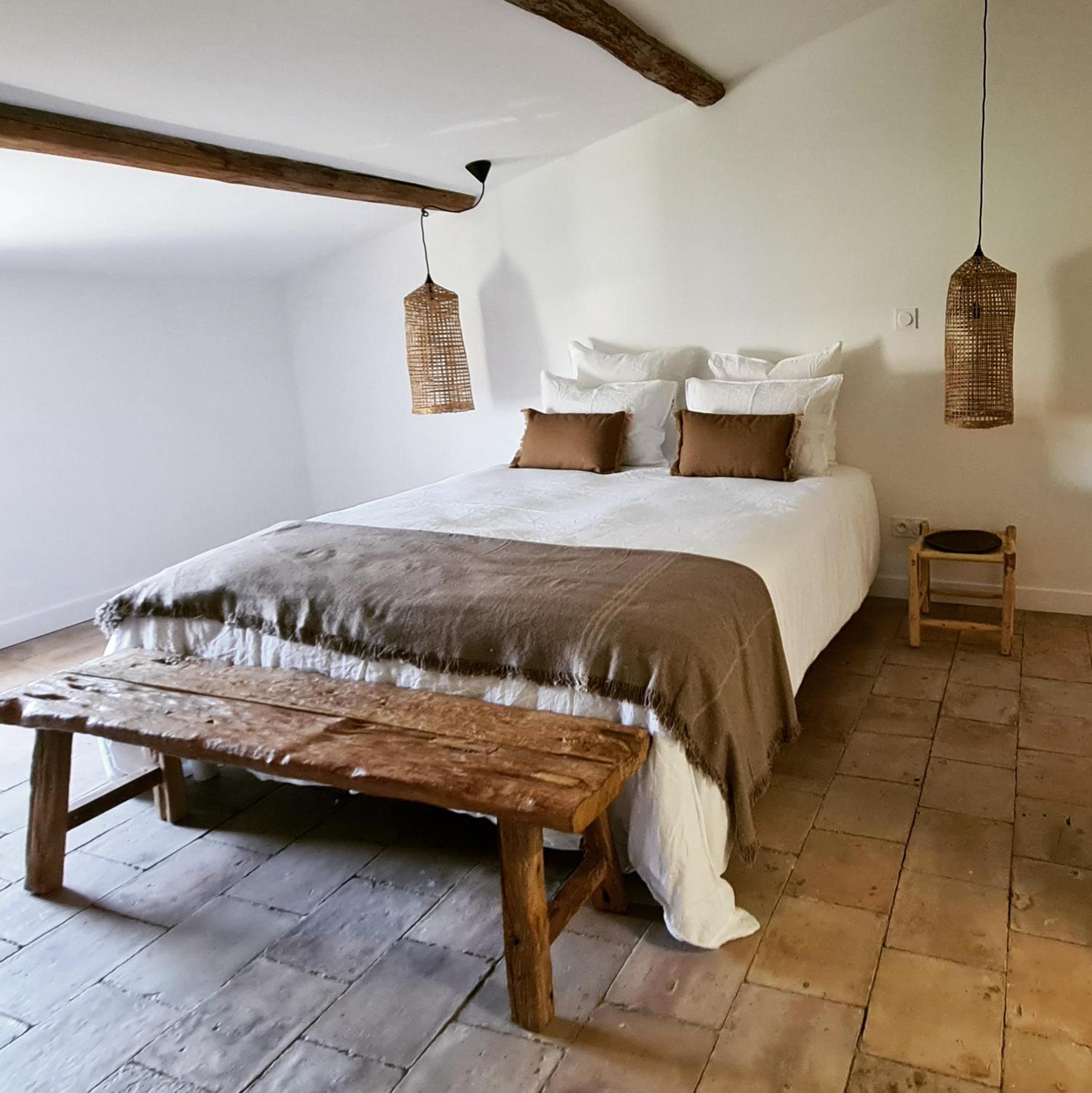 Superior Suite - Photo 33