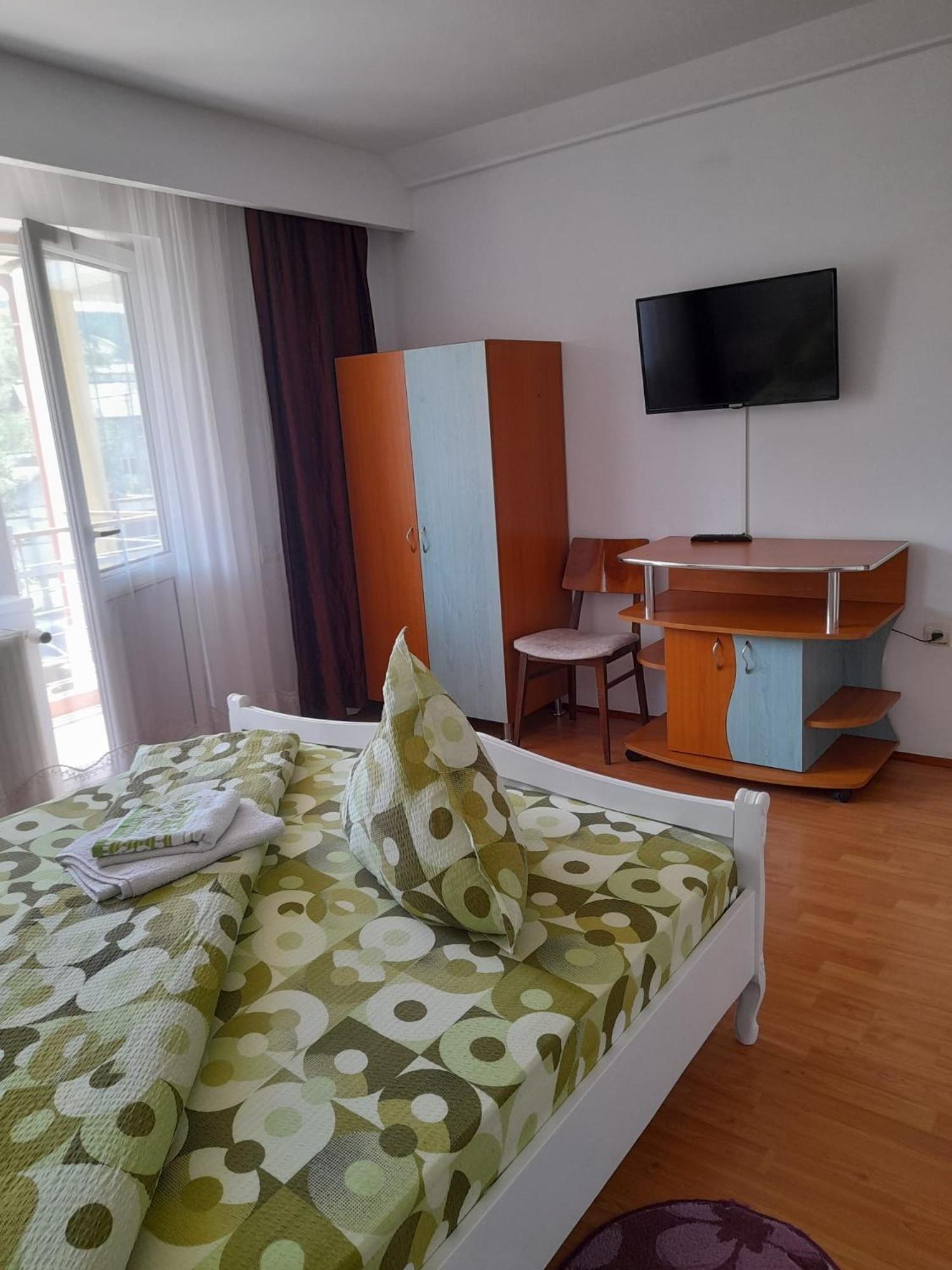 Double Room with Balcony photo 3