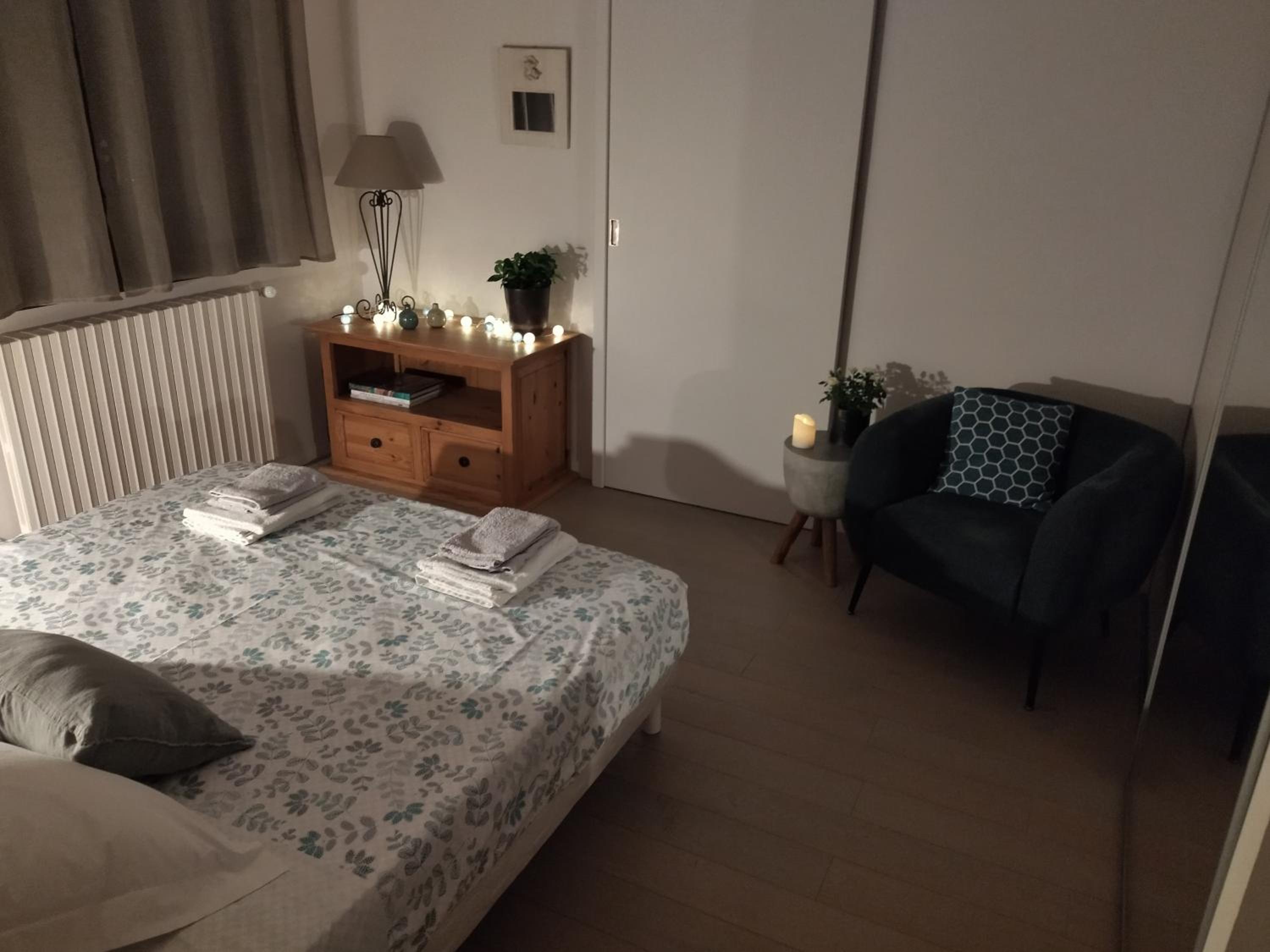 Double Room with Private Bathroom - Photo 4
