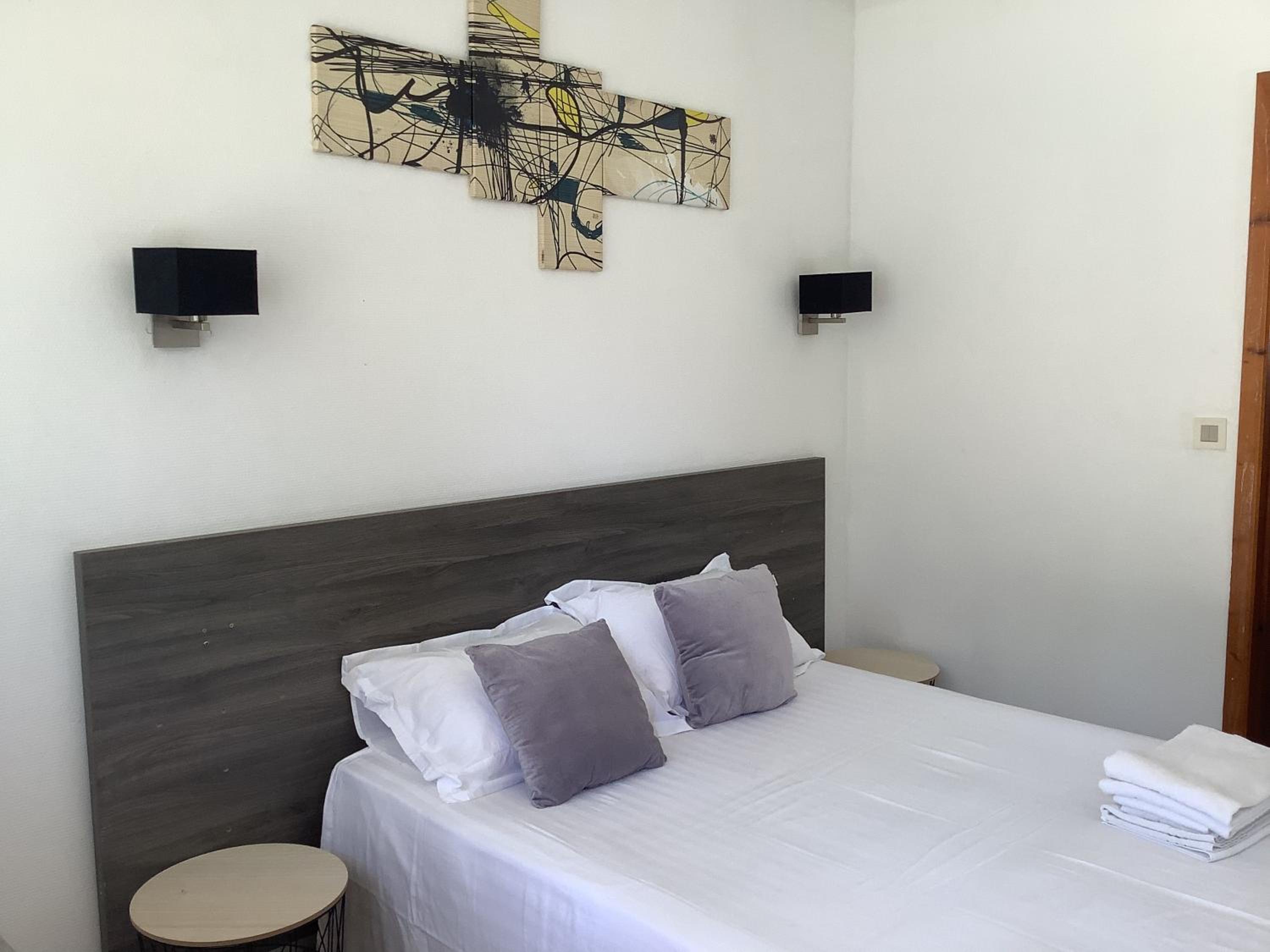 Double Room with Pool View photo 3