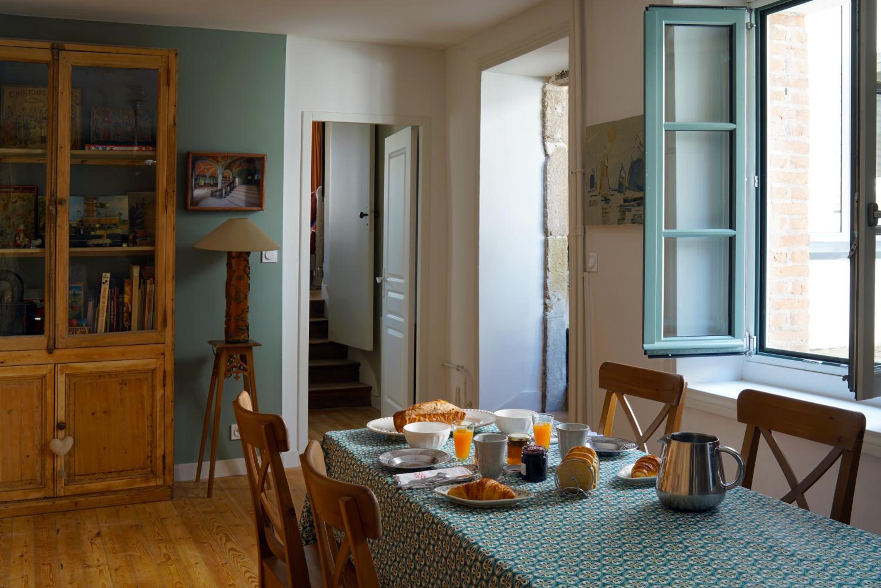 Double Room with Private External Bathroom