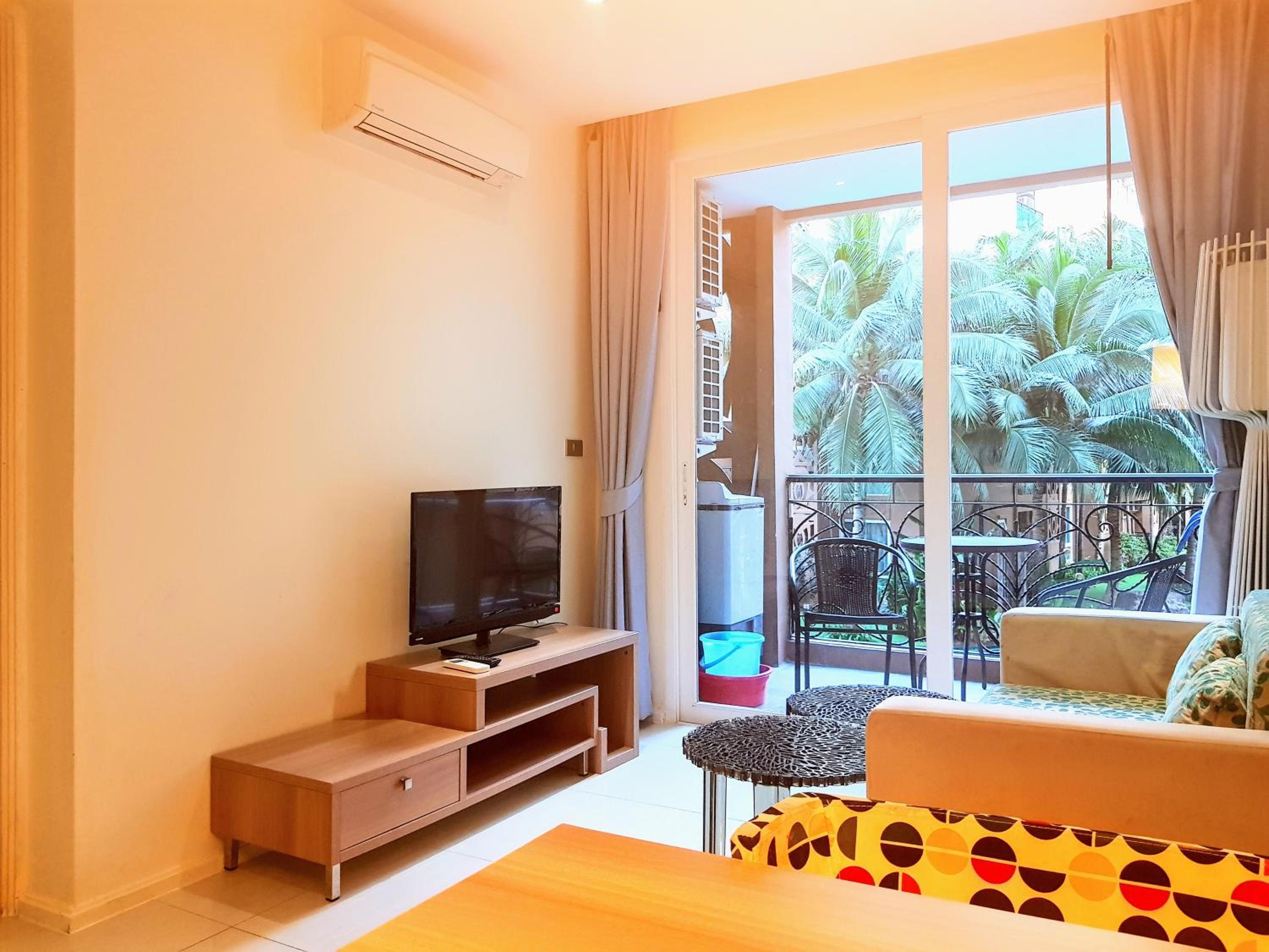 Apartment with Pool View  - Photo 5