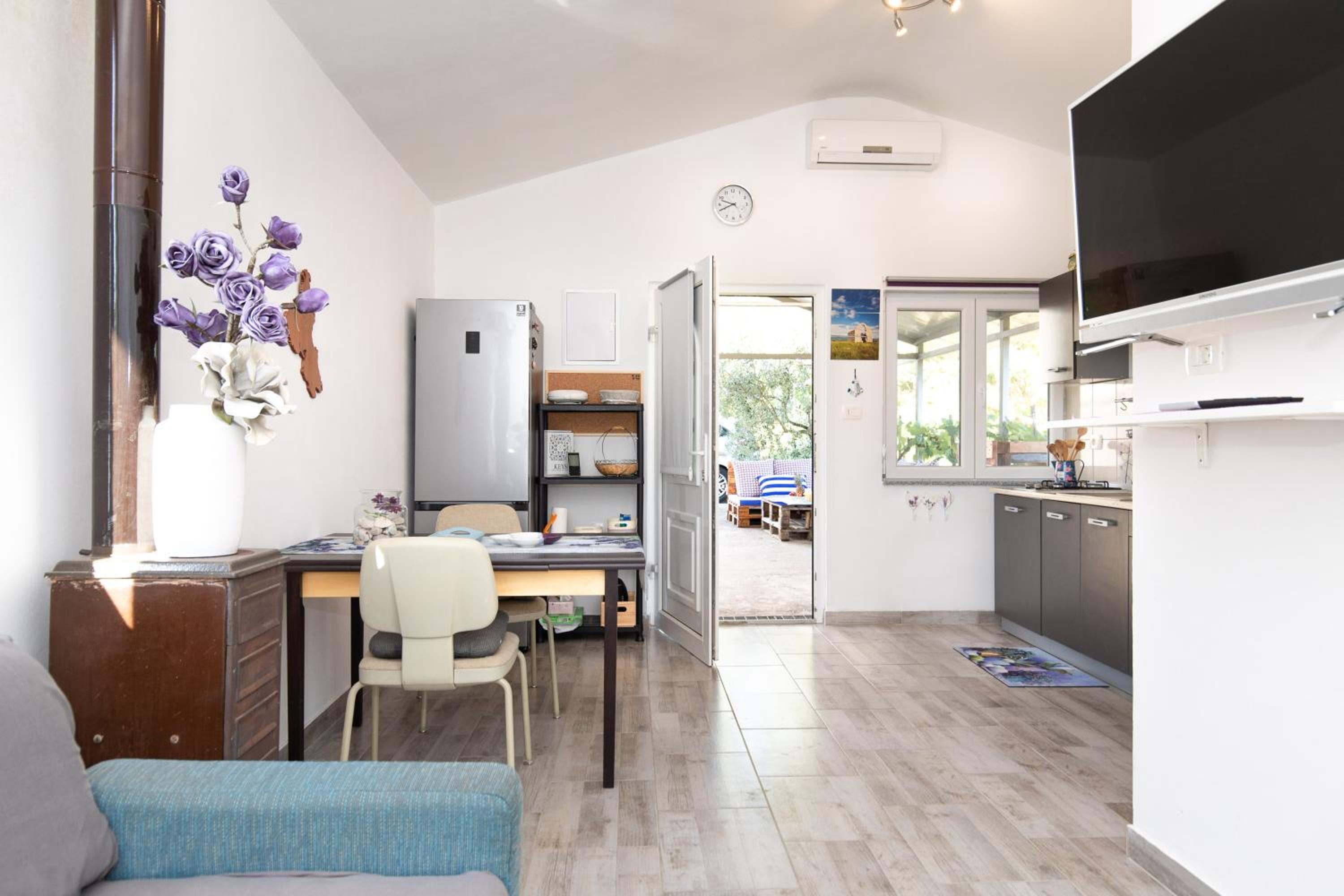 One-Bedroom House