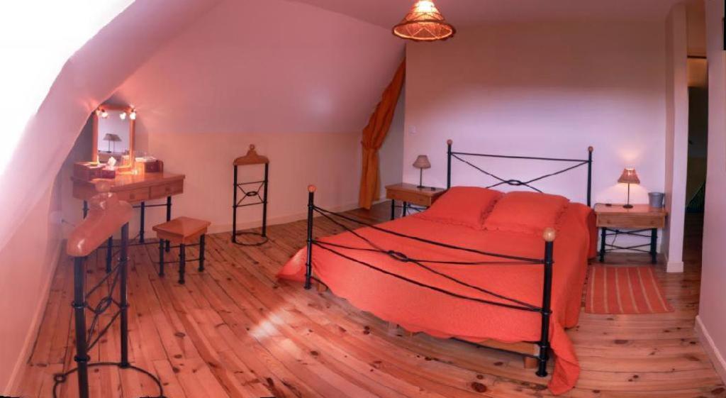 Family Room with Mountain View photo 2