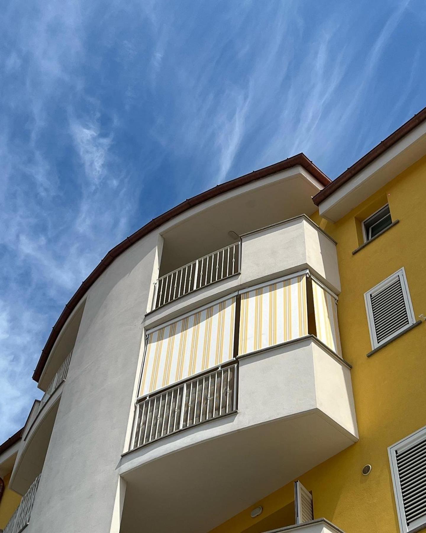 Apartment with Balcony photo 1