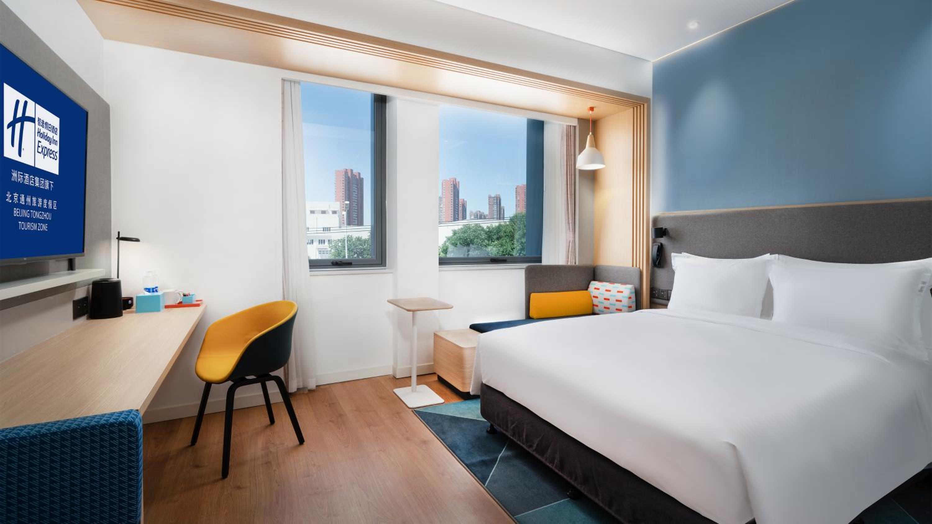 Standard King Room with Extra Space