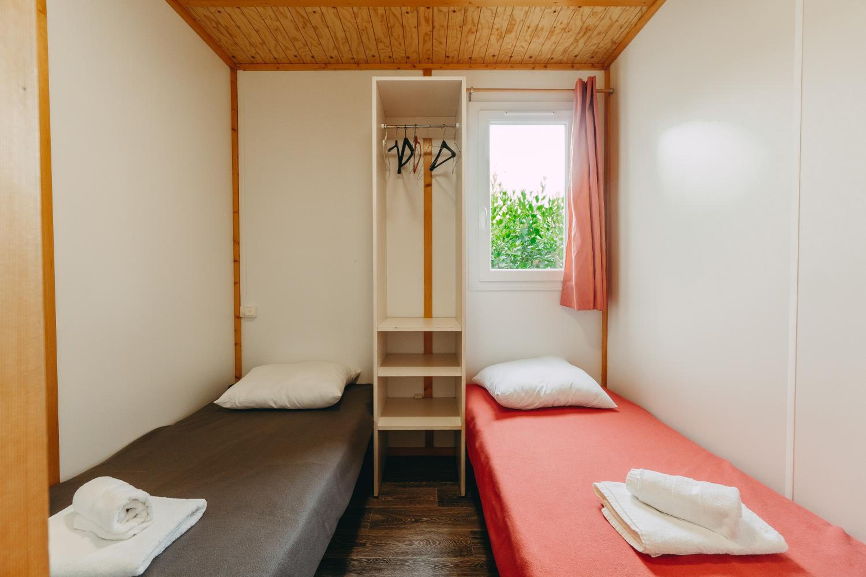 Two-Bedroom Chalet (4 persons) photo 3