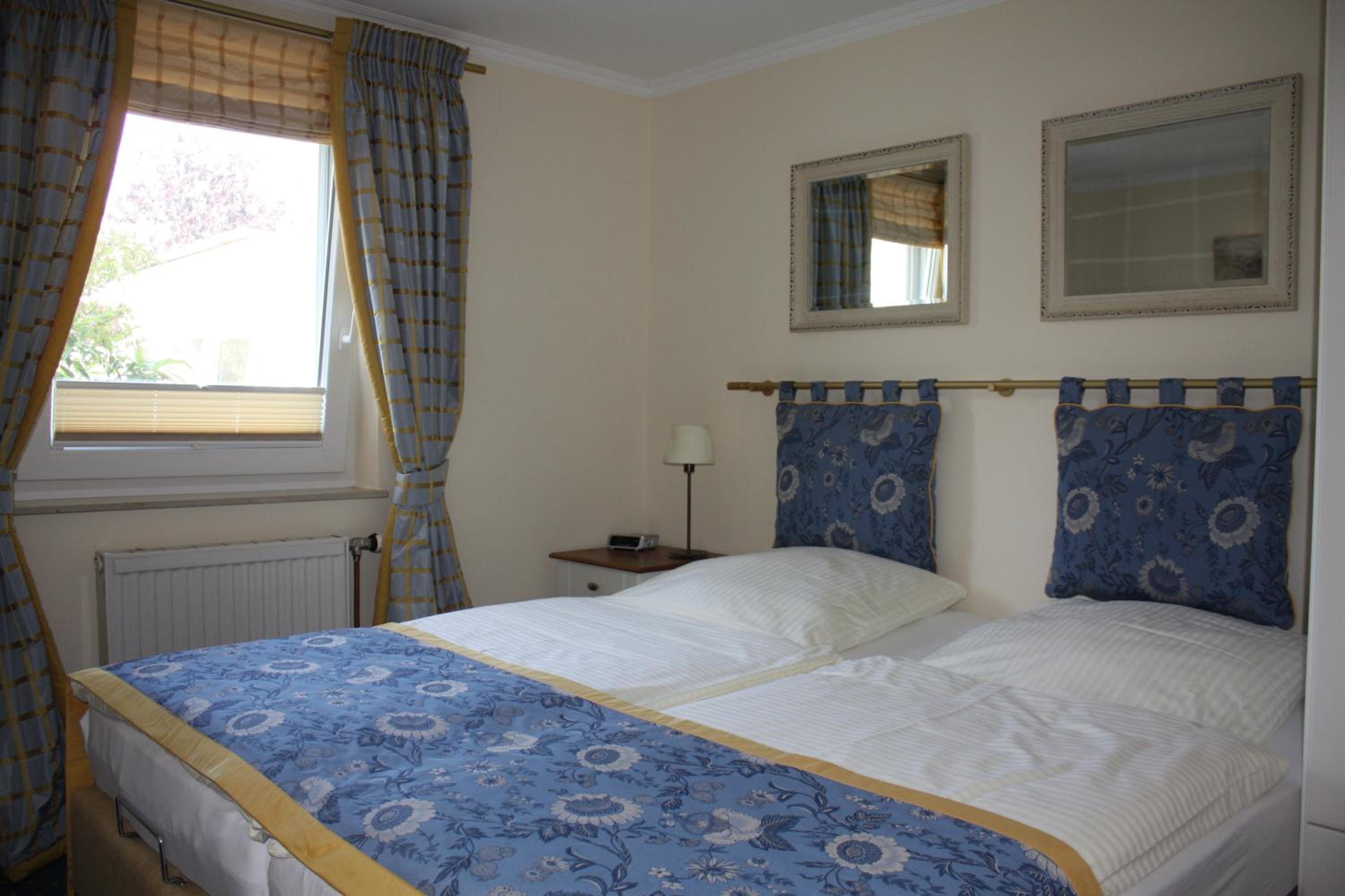Two-Bedroom Apartment with Terrace - 7 photo 3