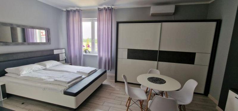 Apartment - Photo 4