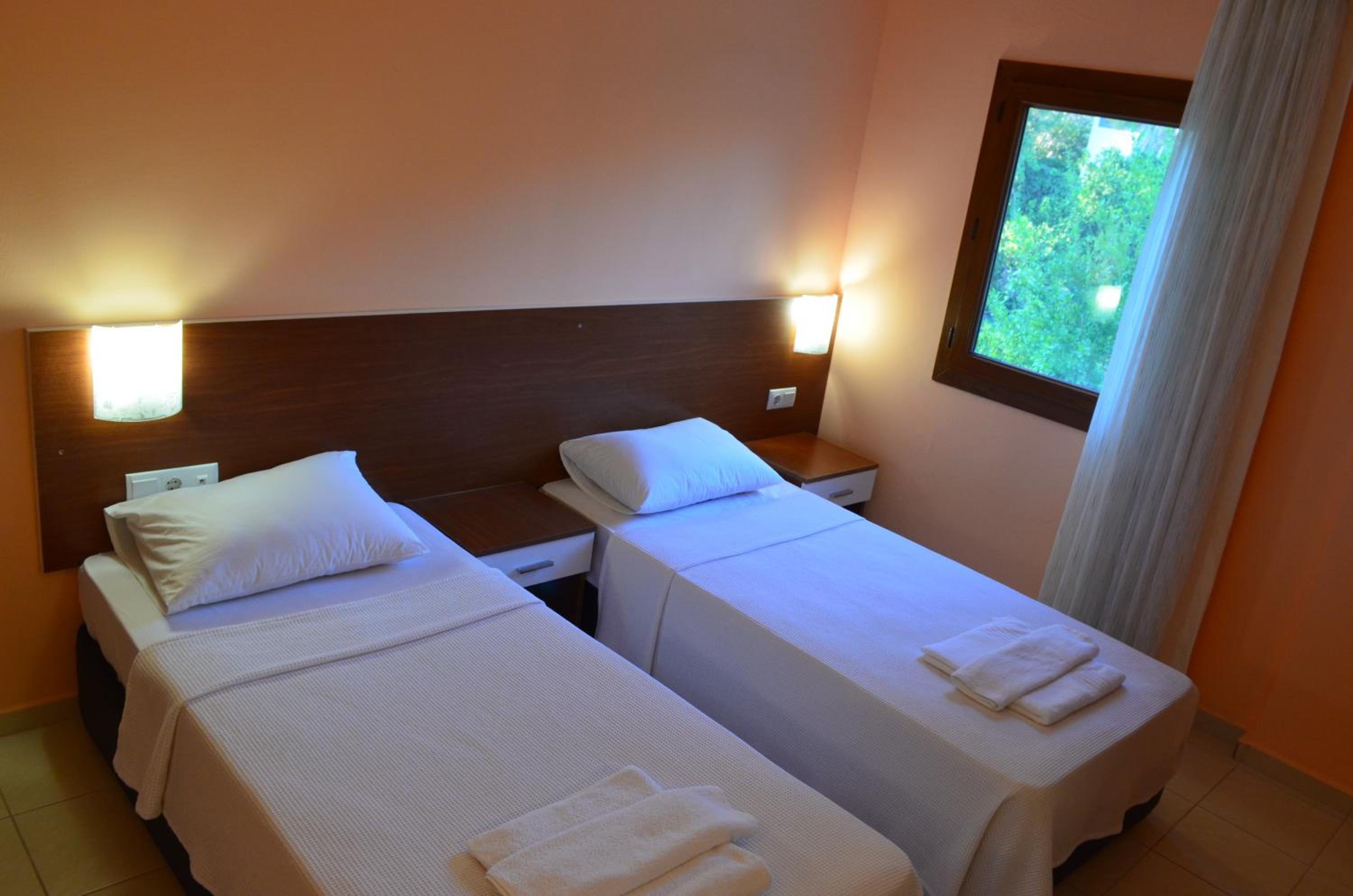Economy Twin Room