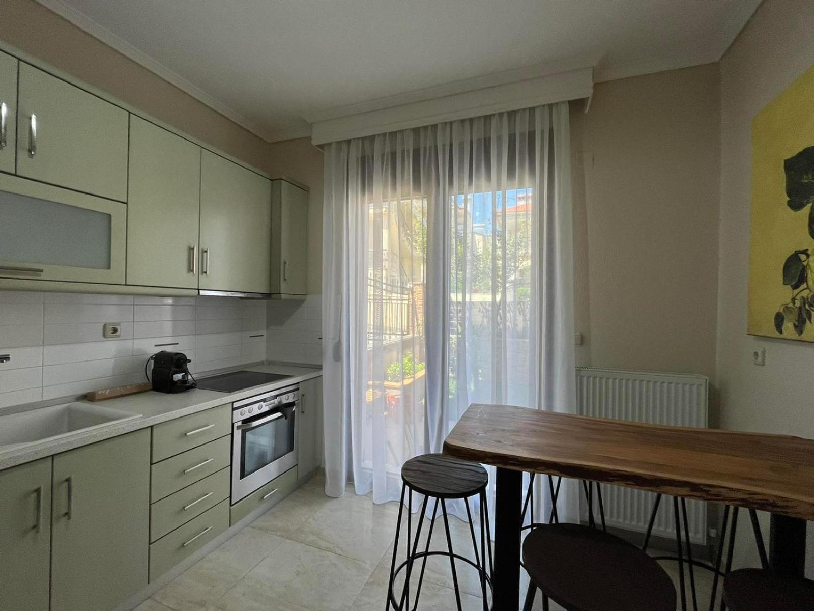Three-Bedroom House photo 2