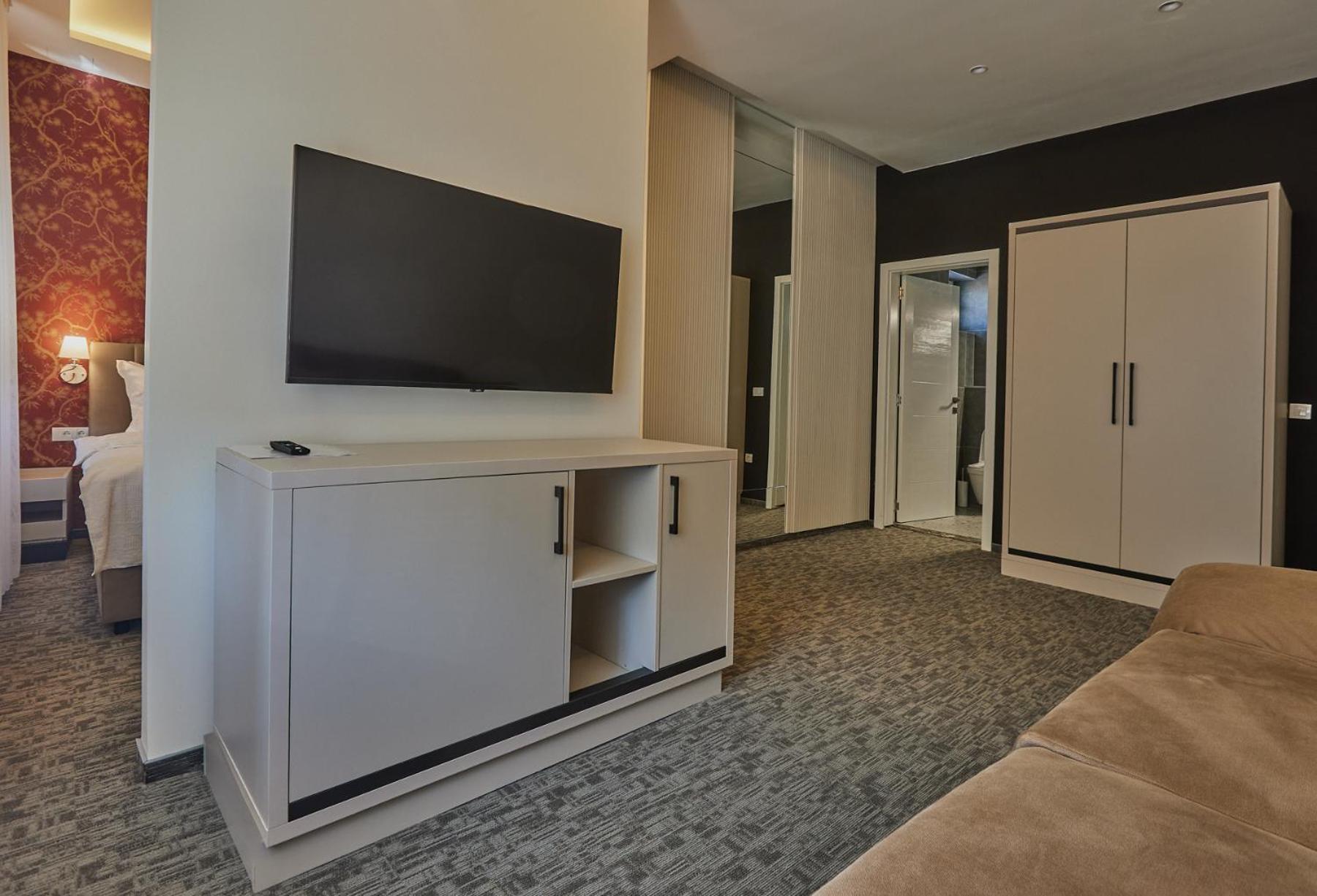 Deluxe Apartment photo 3