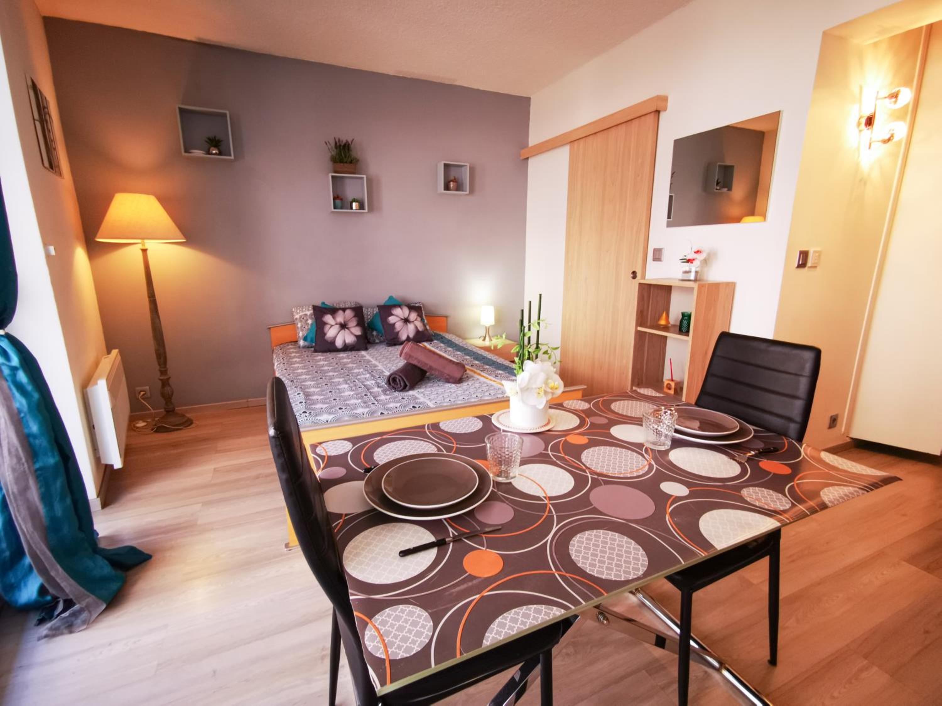 Studio Apartment photo 2