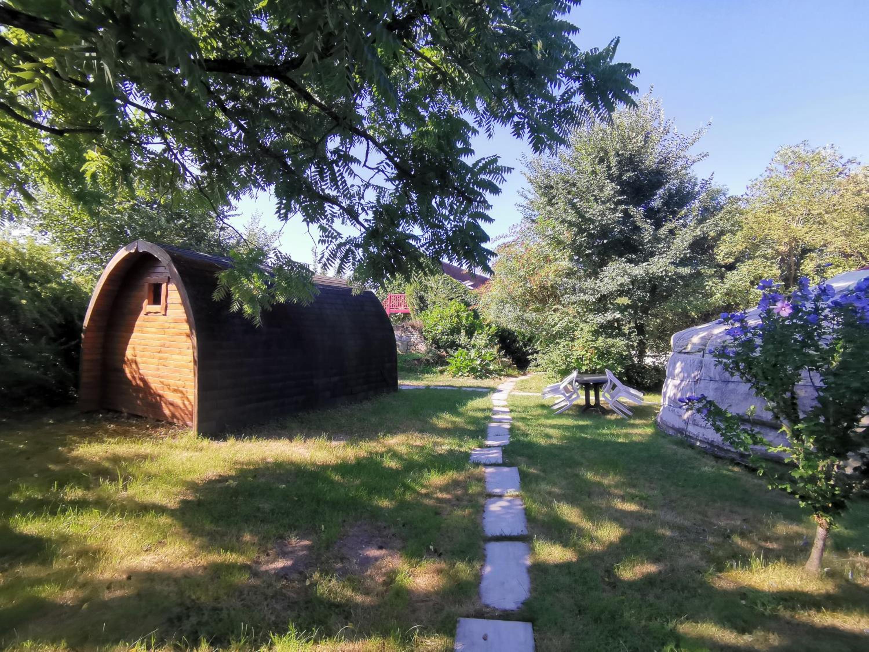Small Cabin - "Pod" - Photo 3
