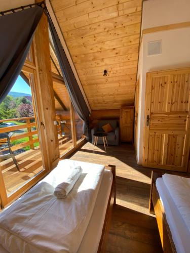 Three-Bedroom House photo 2