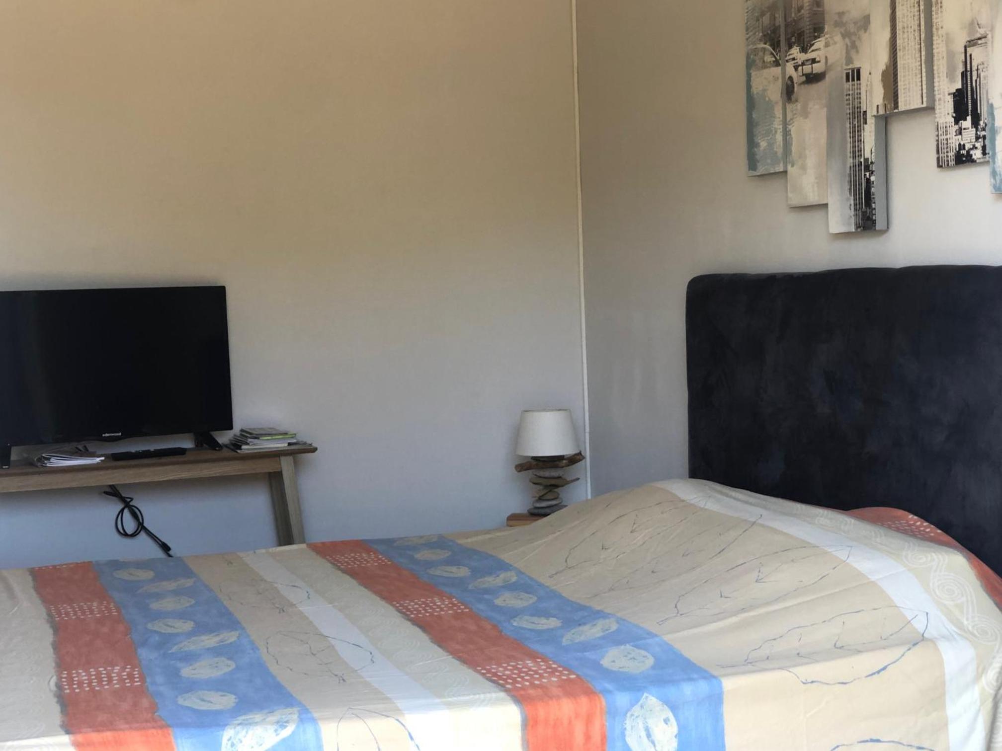 Double Room with Private Bathroom photo 2