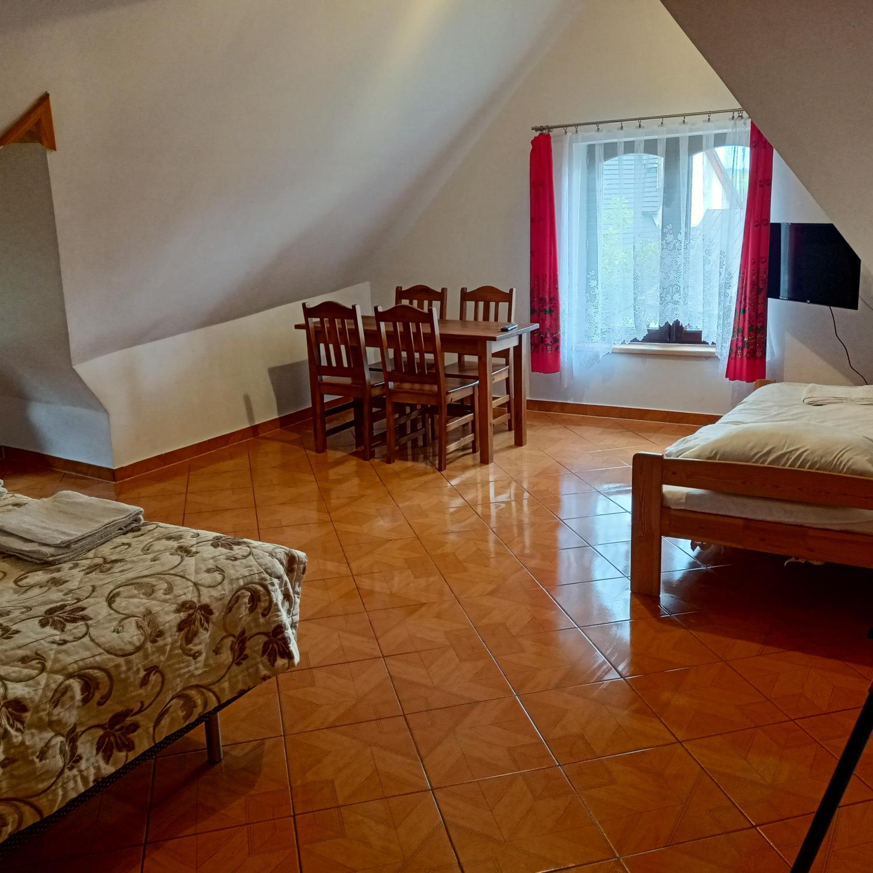 Triple Room with Private Bathroom