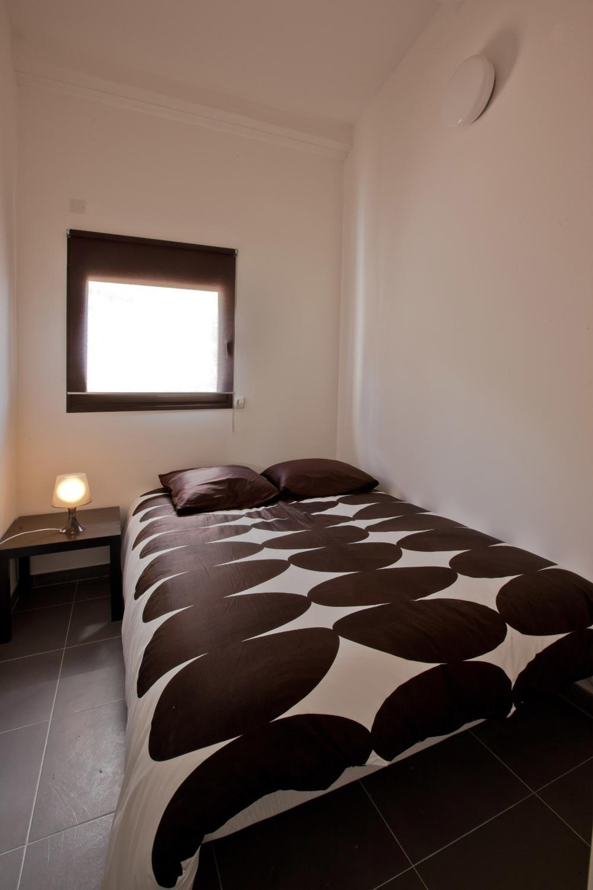 One-Bedroom Apartment with Mezzanine (6 Adults) photo 3