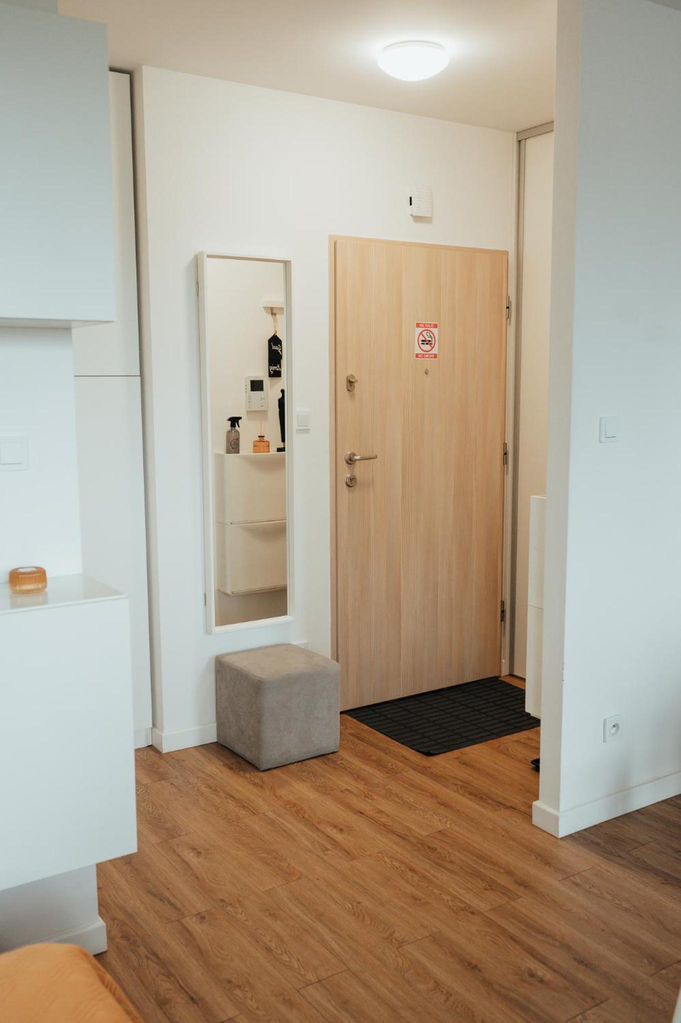 One-Bedroom Apartment - Photo 36