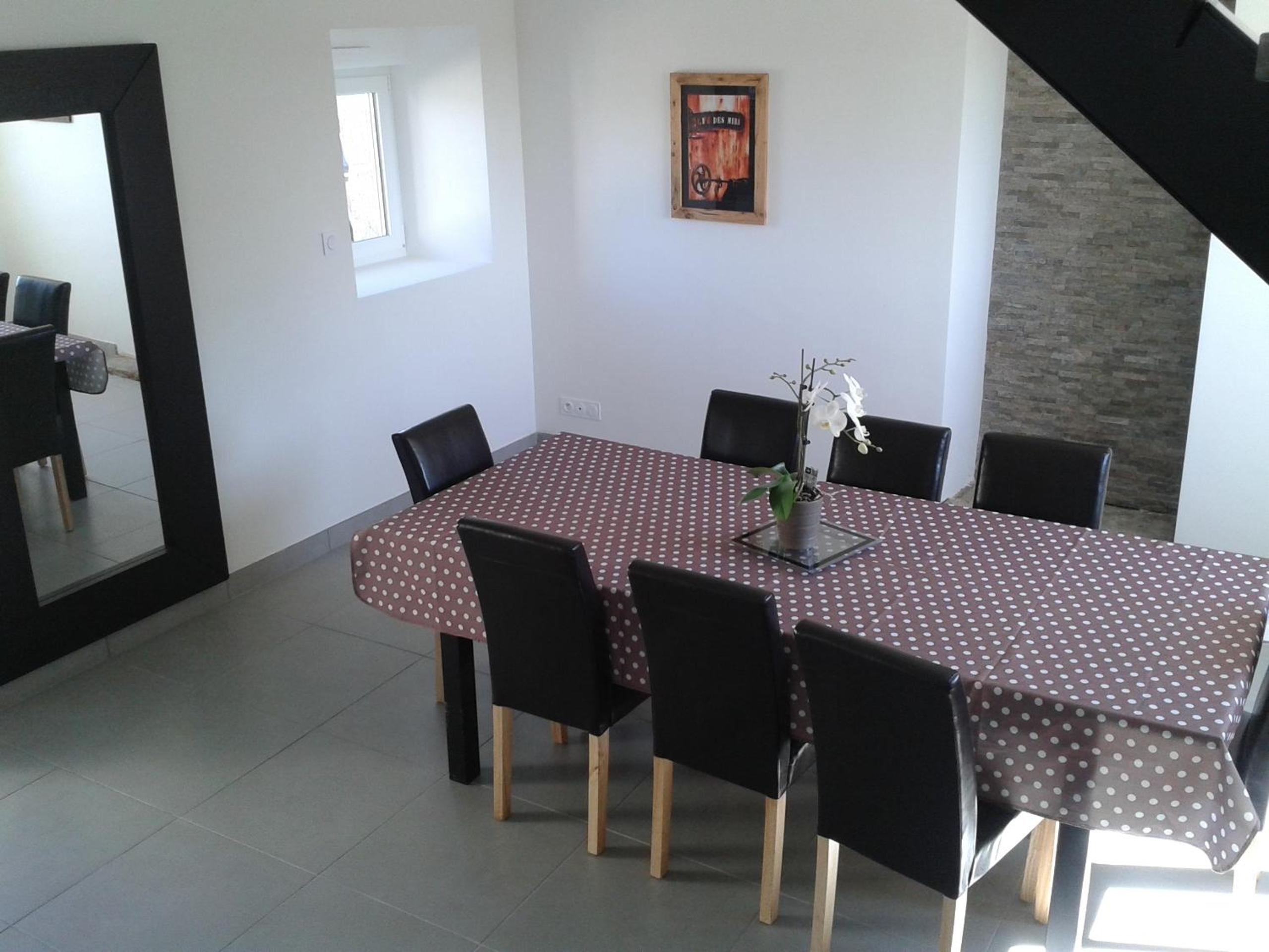 Three-Bedroom House photo 1