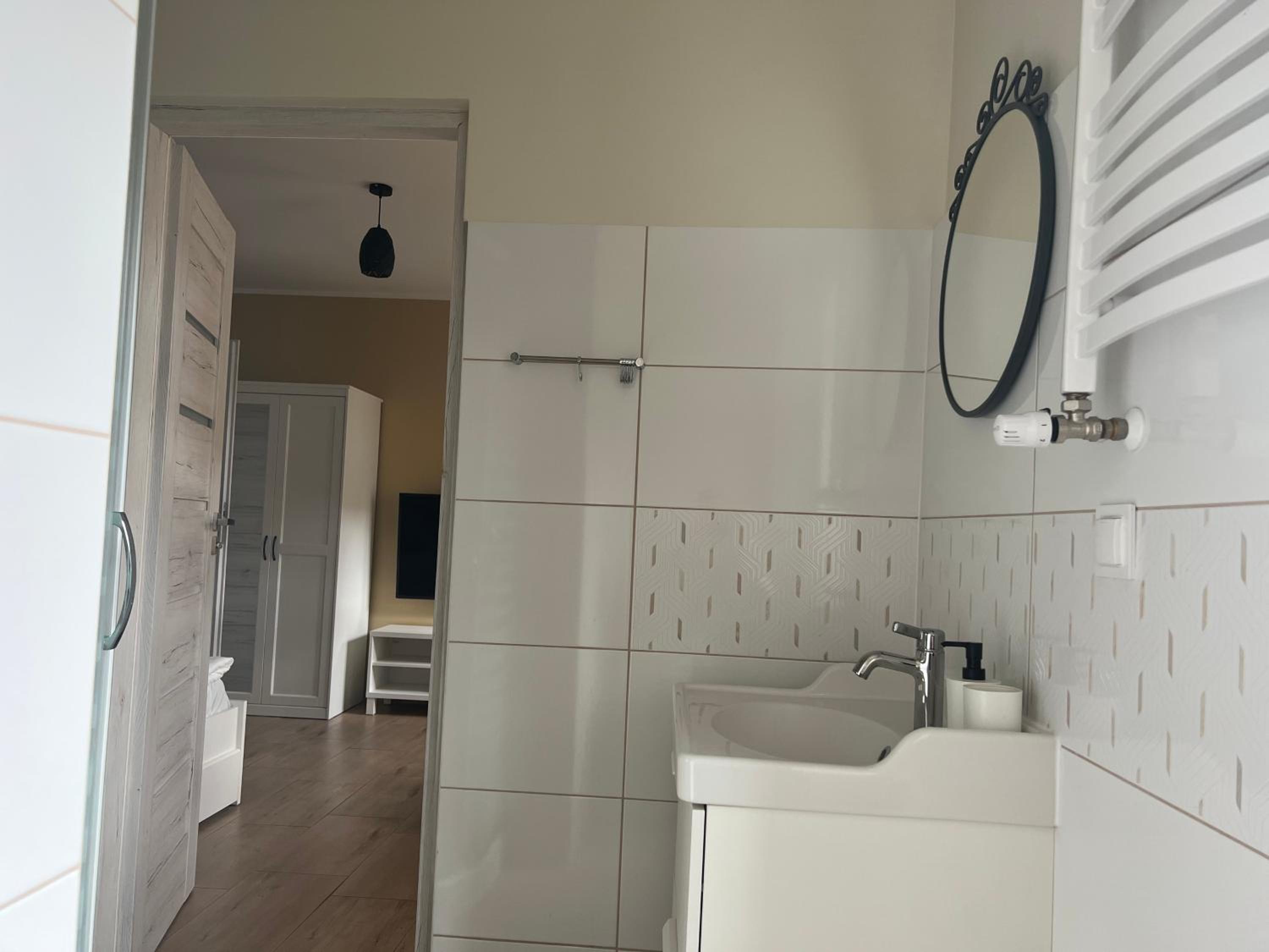 One-Bedroom Apartment - Photo 24