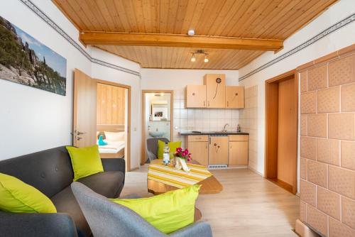Family Room photo 2