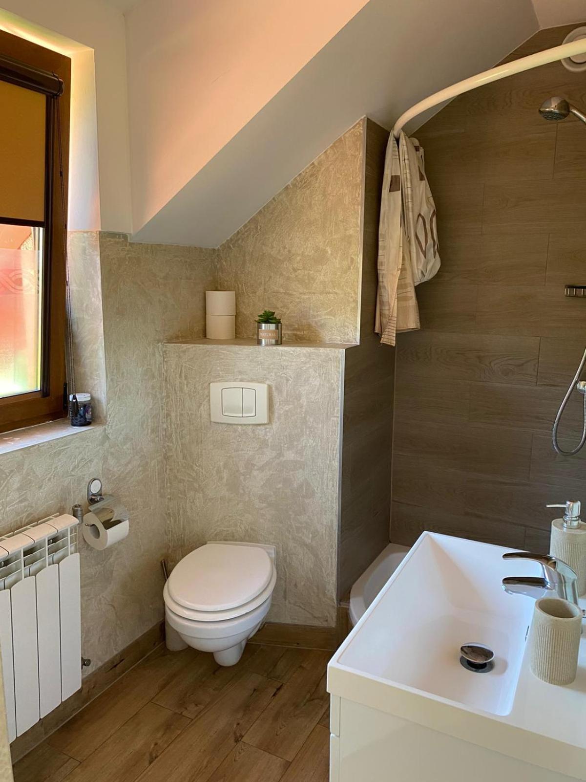 Double Room with Lake View - Photo 1