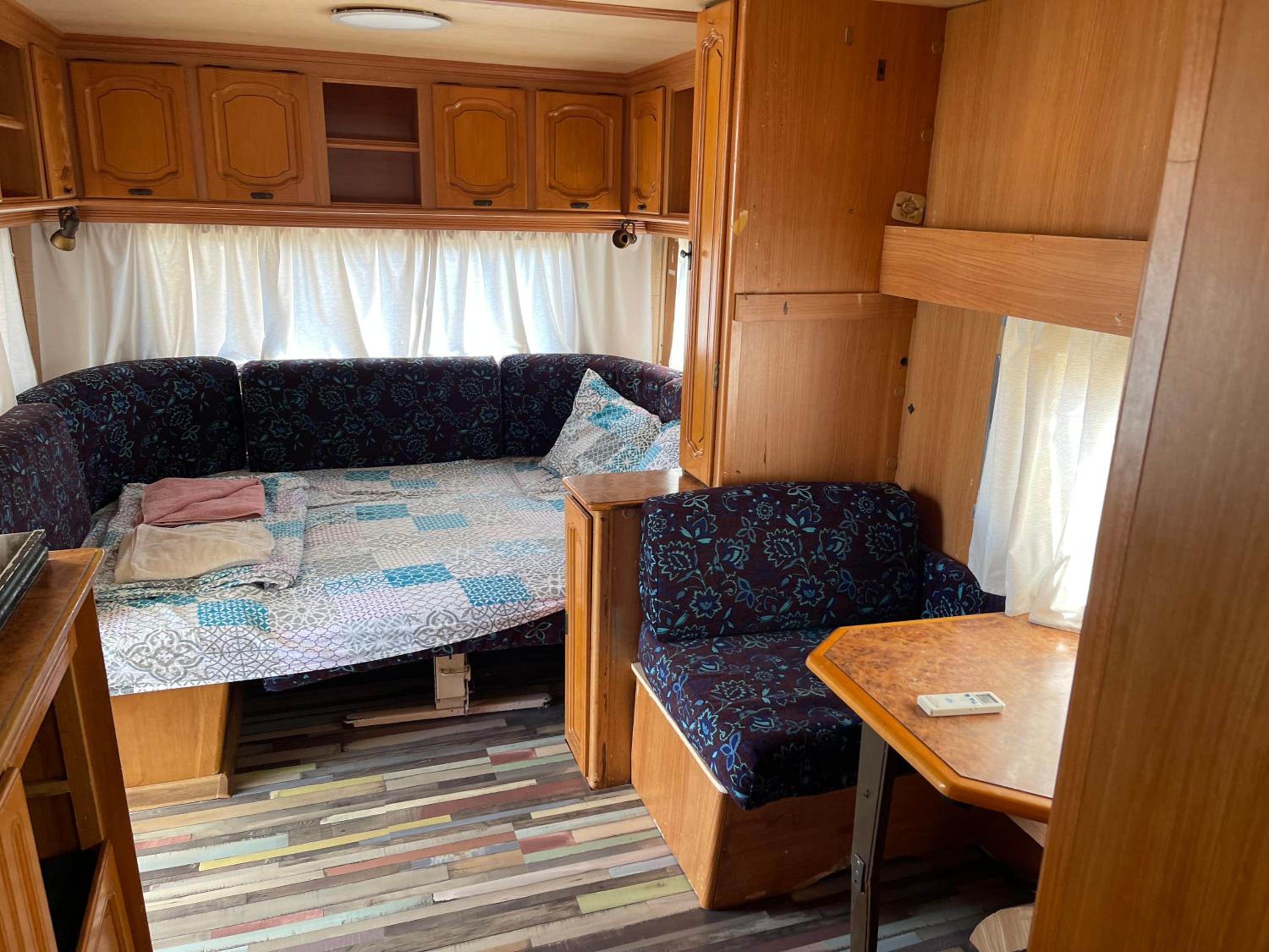Mobile Home photo 1