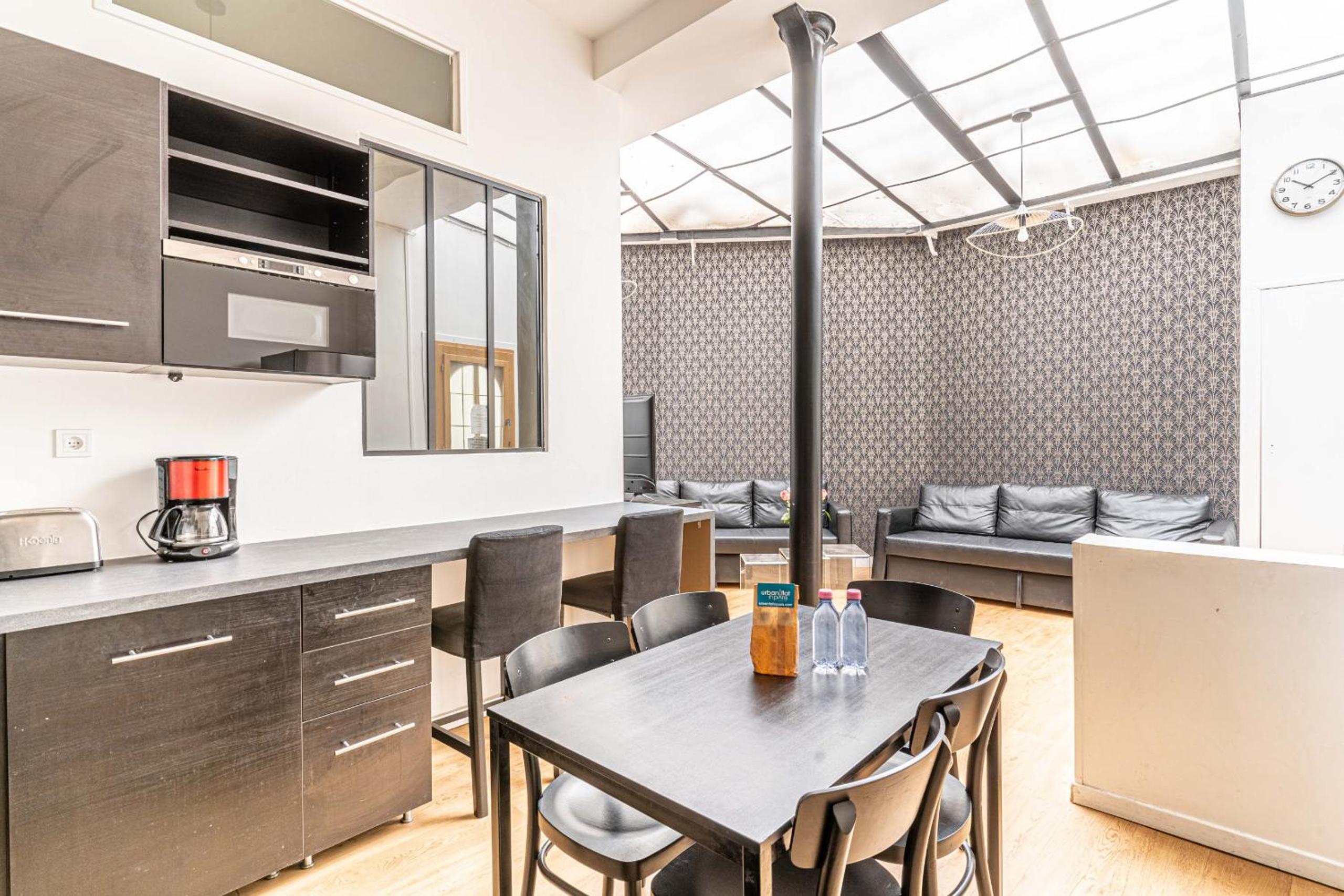 Superior Apartment photo 1