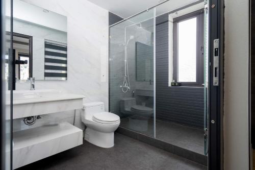 Triple Room with City View