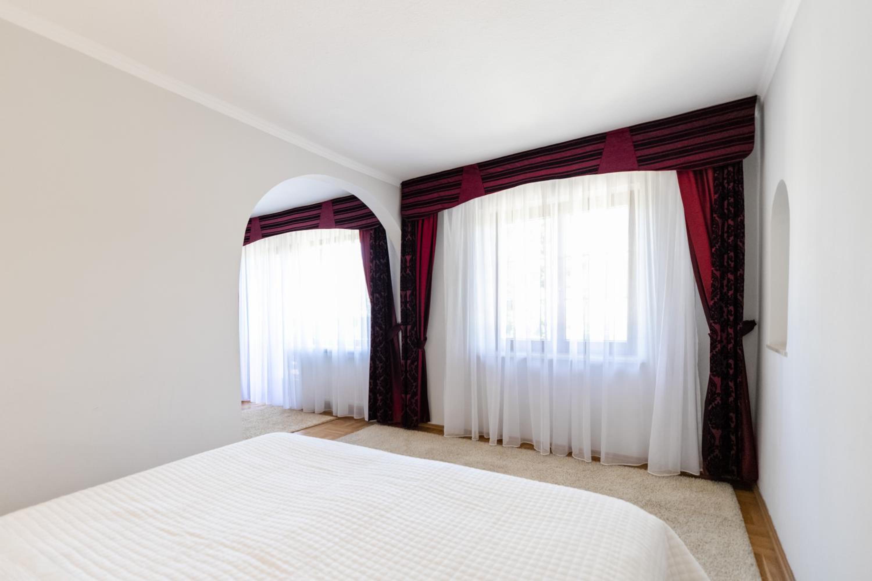 Two-Bedroom Apartment - Photo 15