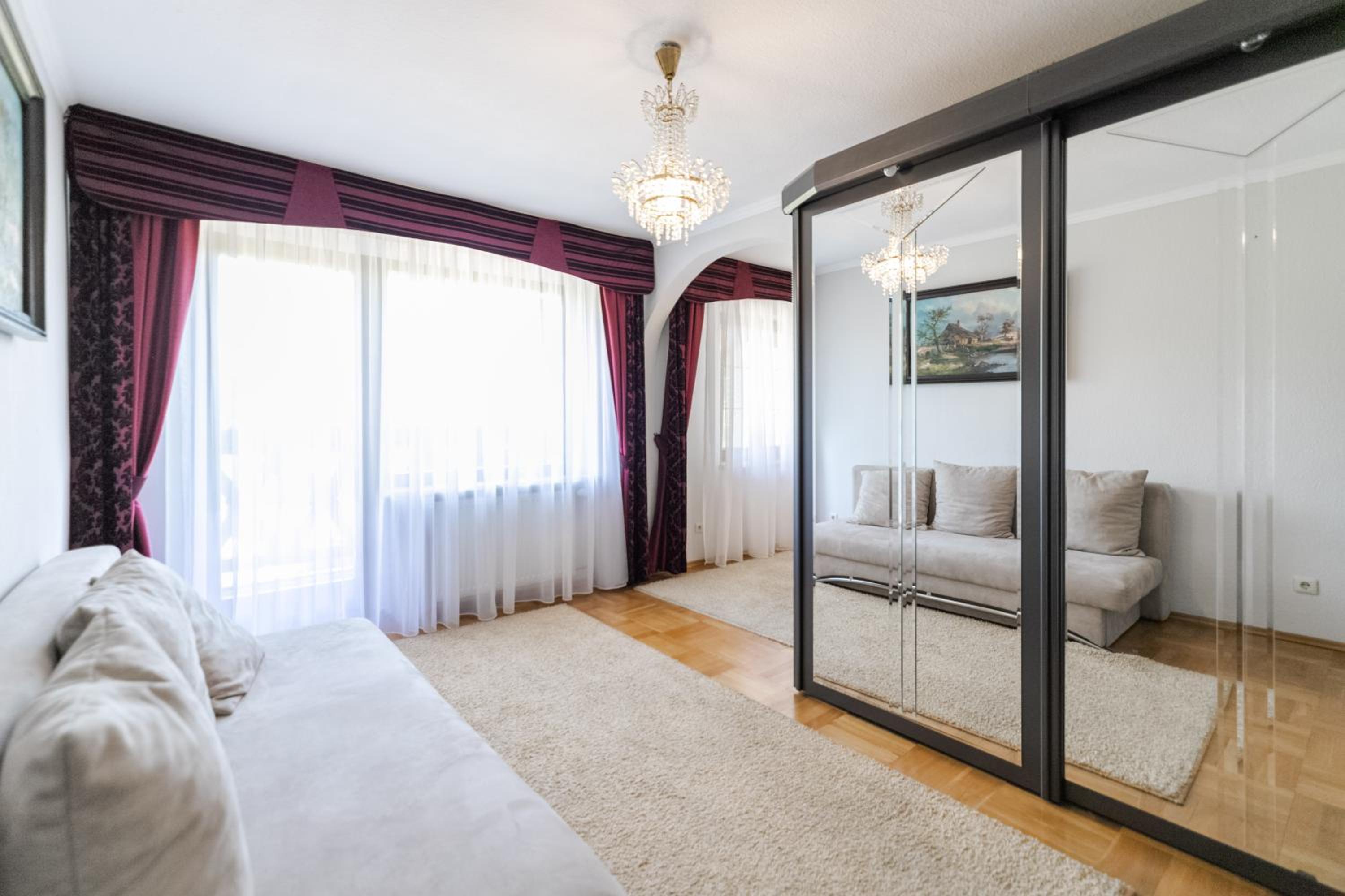 Two-Bedroom Apartment - Photo 4