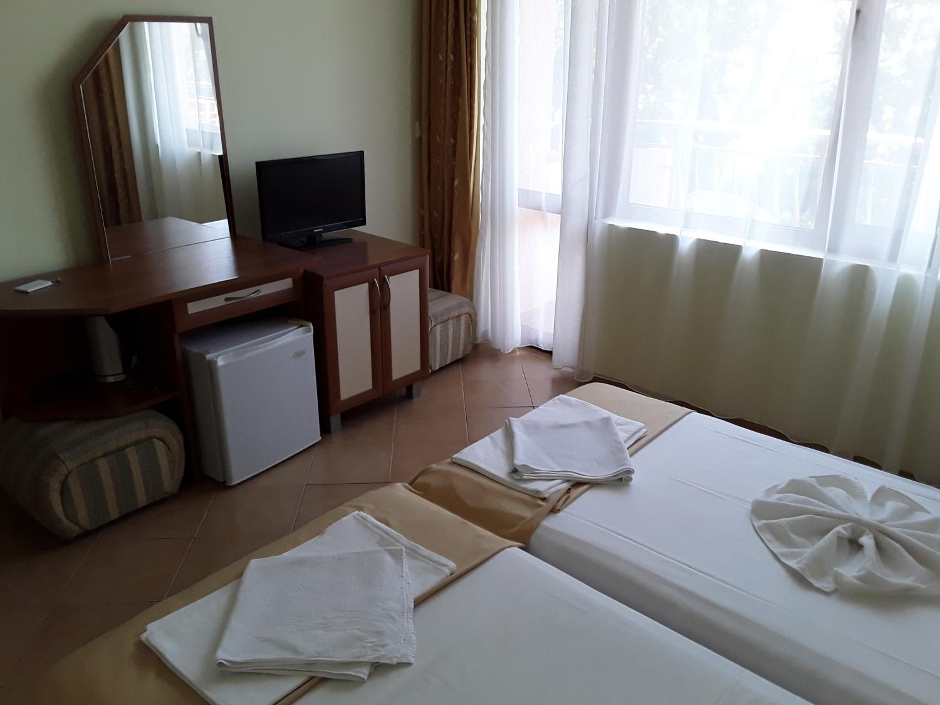 Deluxe Double Room with Sea View photo 2