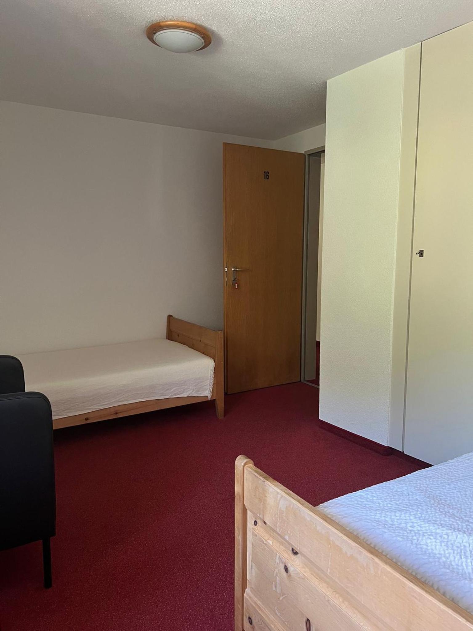 Basic Double Room photo 3